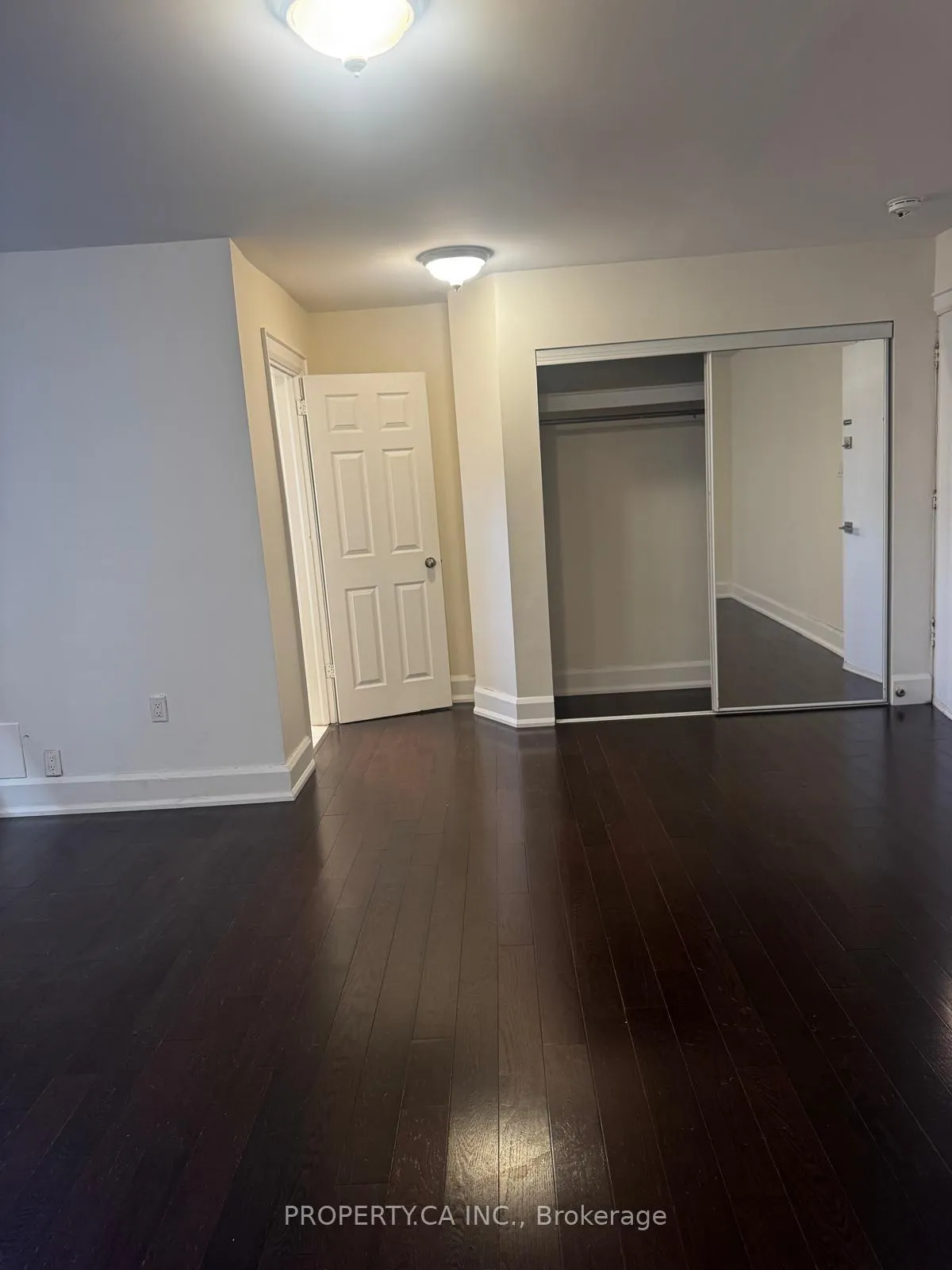 Photo 6 of Unit 11B, 849 Broadview Avenue E, Toronto, Danforth — HOMEH