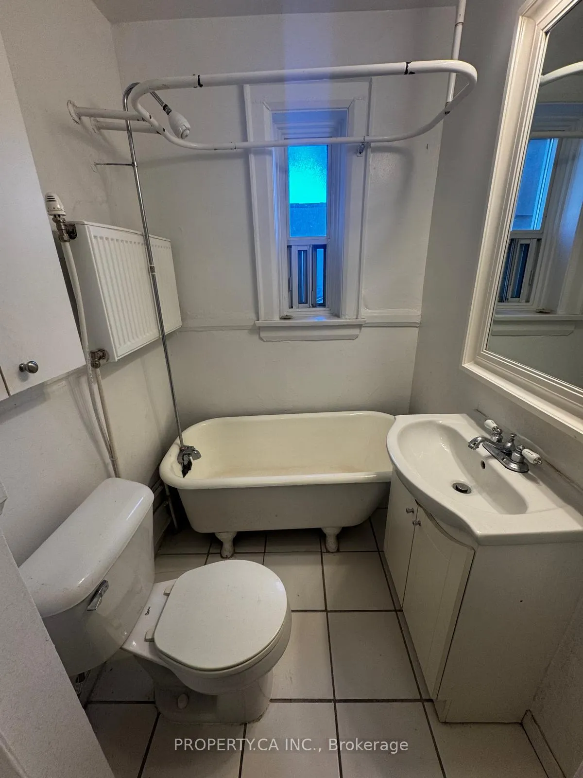 Photo 8 of Unit 11B, 849 Broadview Avenue E, Toronto, Danforth — HOMEH