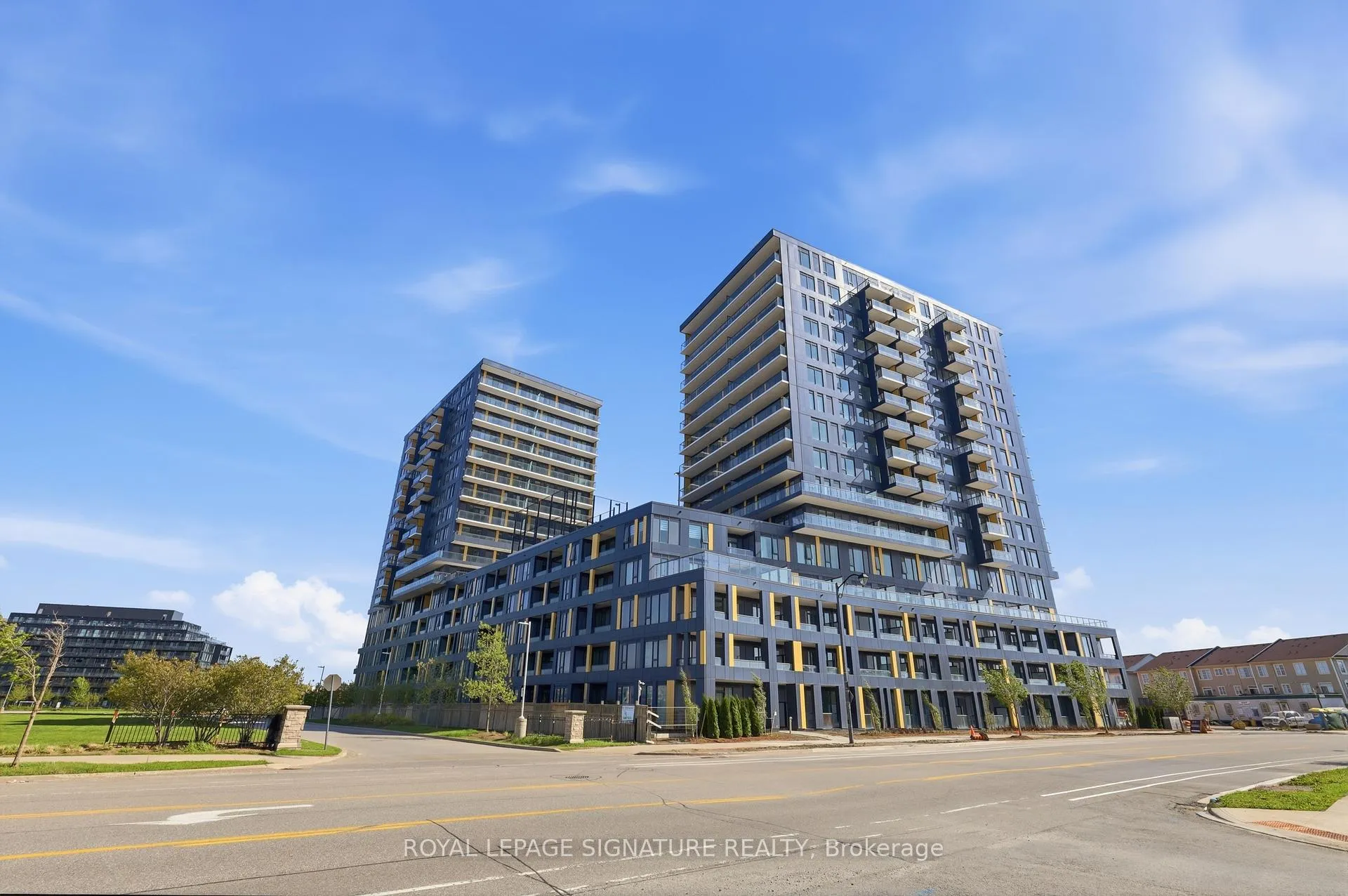 Photo 1 of Unit 415, 4853 Thomas Alton Boulevard, Burlington, Alton — HOMEH