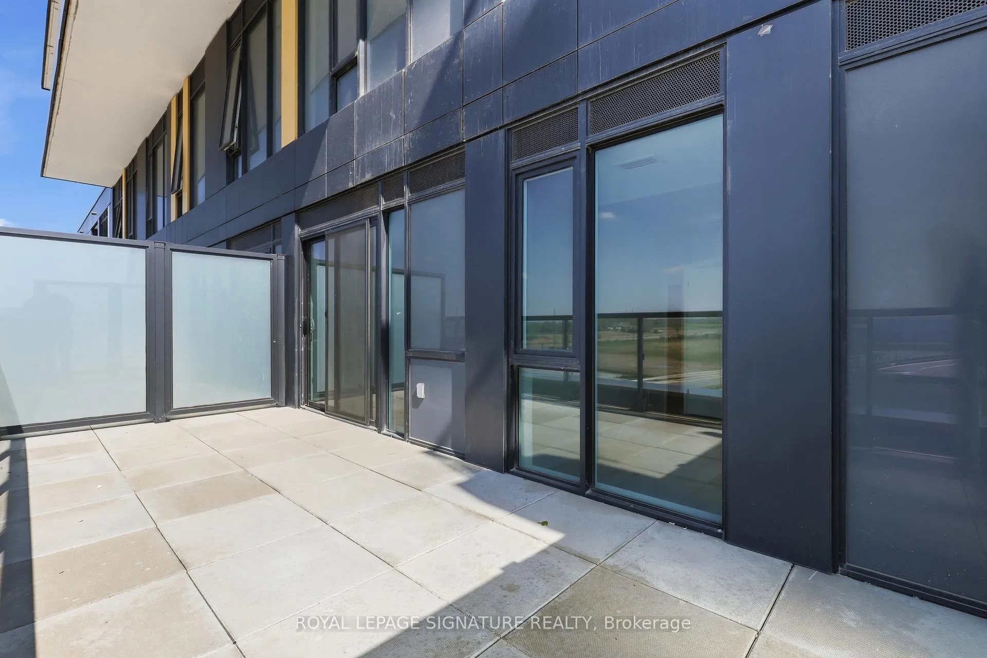 Photo 13 of Unit 415, 4853 Thomas Alton Boulevard, Burlington, Alton — HOMEH