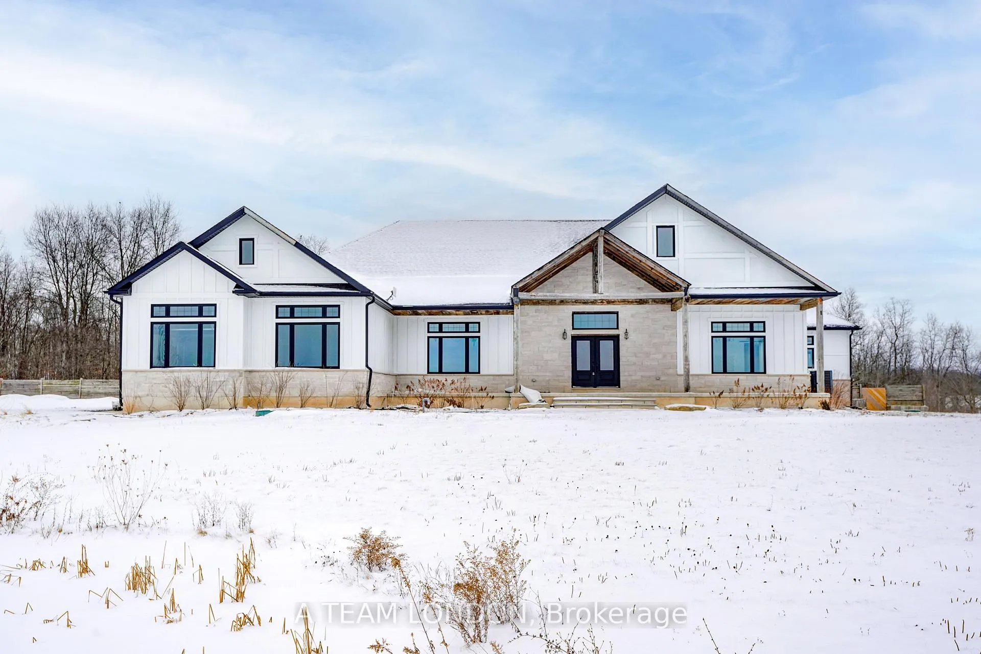 Photo 1 of 21298 Springfield Road, Southwest Middlesex, Rural Southwest Middlesex — HOMEH