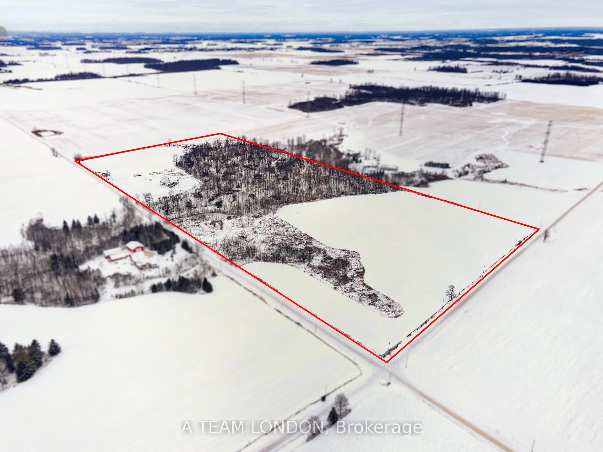 Photo 3 of 21298 Springfield Road, Southwest Middlesex, Rural Southwest Middlesex — HOMEH