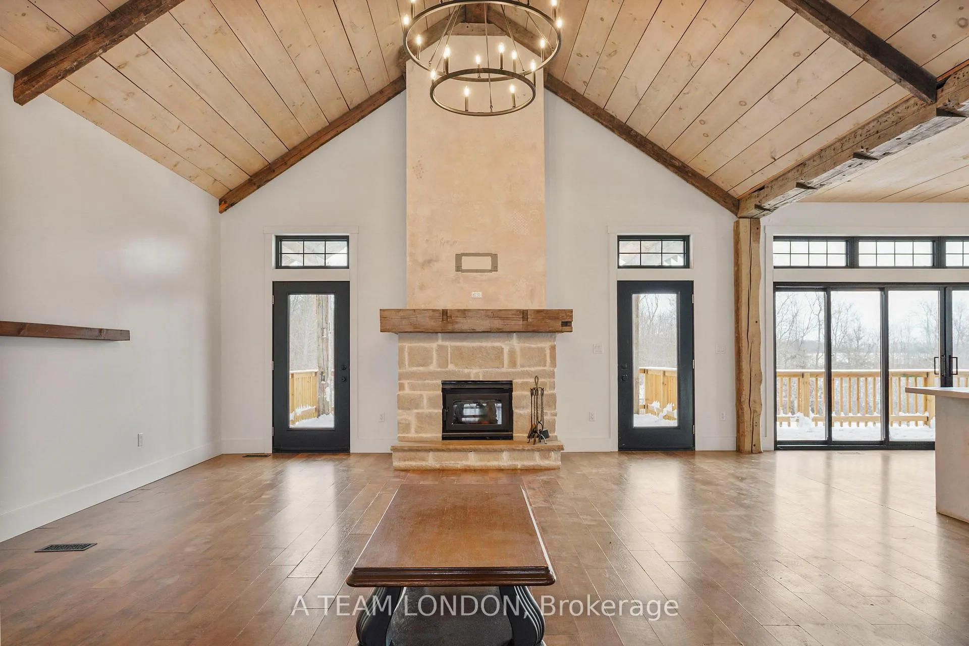 Photo 10 of 21298 Springfield Road, Southwest Middlesex, Rural Southwest Middlesex — HOMEH