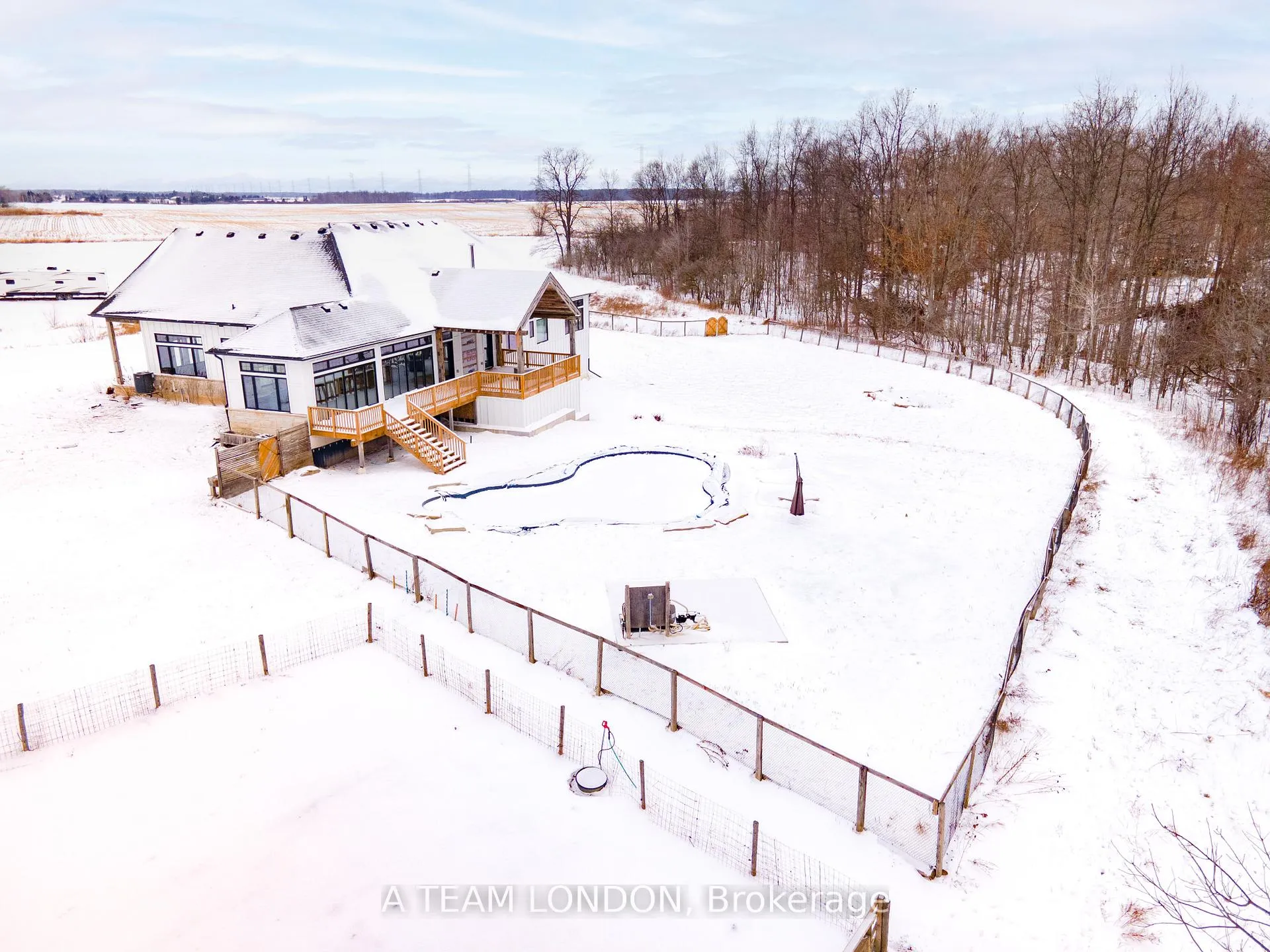 Photo 48 of 21298 Springfield Road, Southwest Middlesex, Rural Southwest Middlesex — HOMEH
