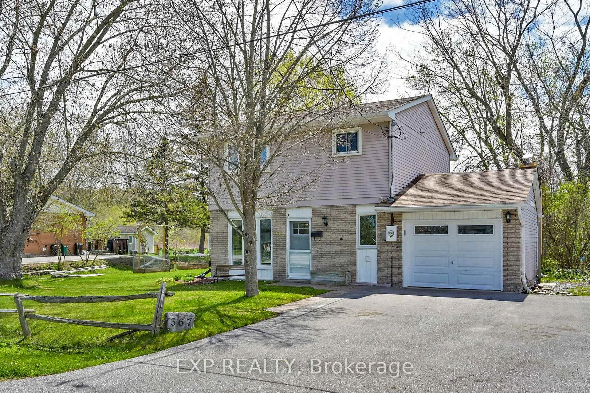 Photo 2 of 367 Adeline Drive, Georgina, Keswick South — HOMEH