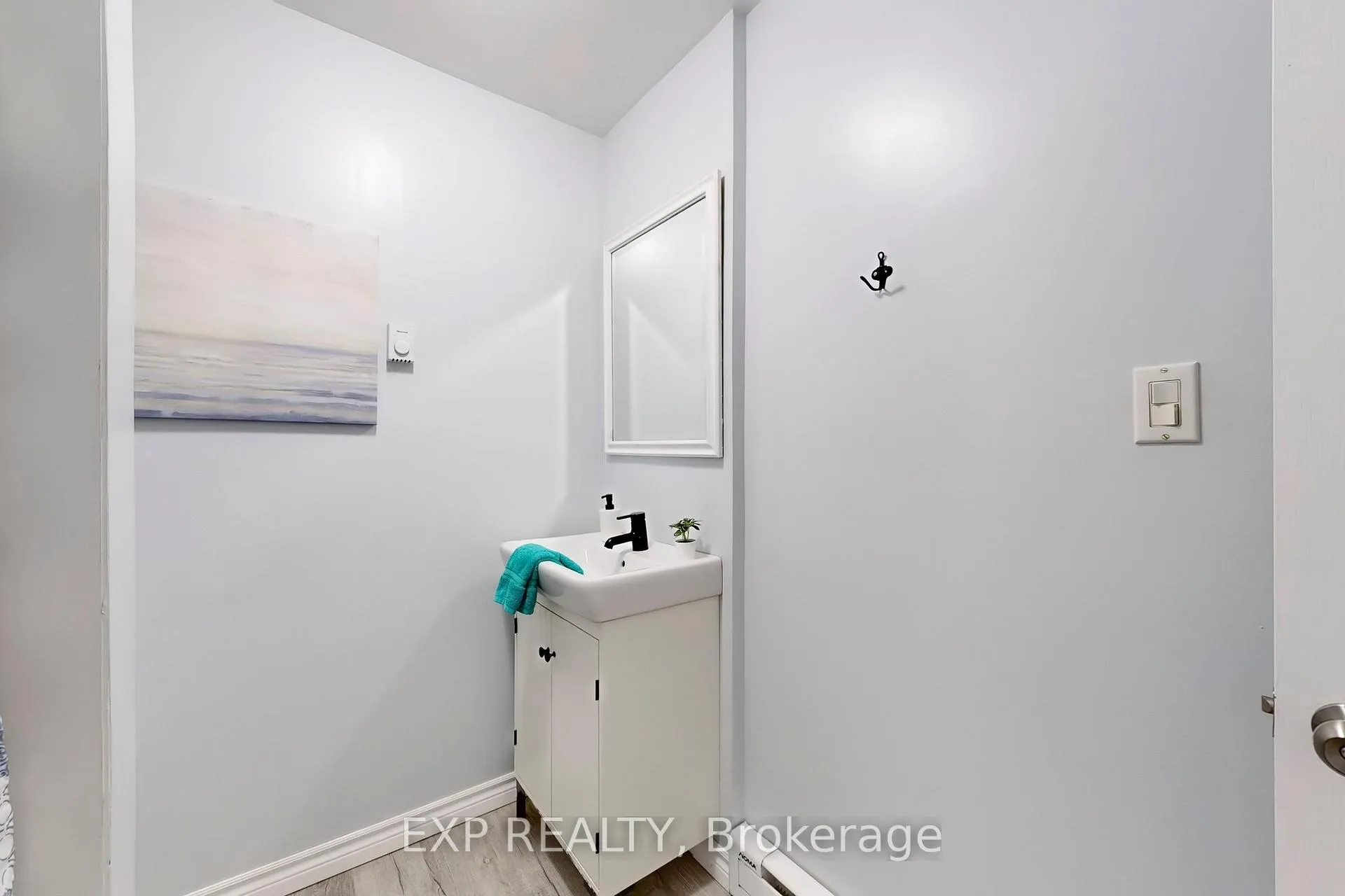 Photo 25 of 367 Adeline Drive, Georgina, Keswick South — HOMEH
