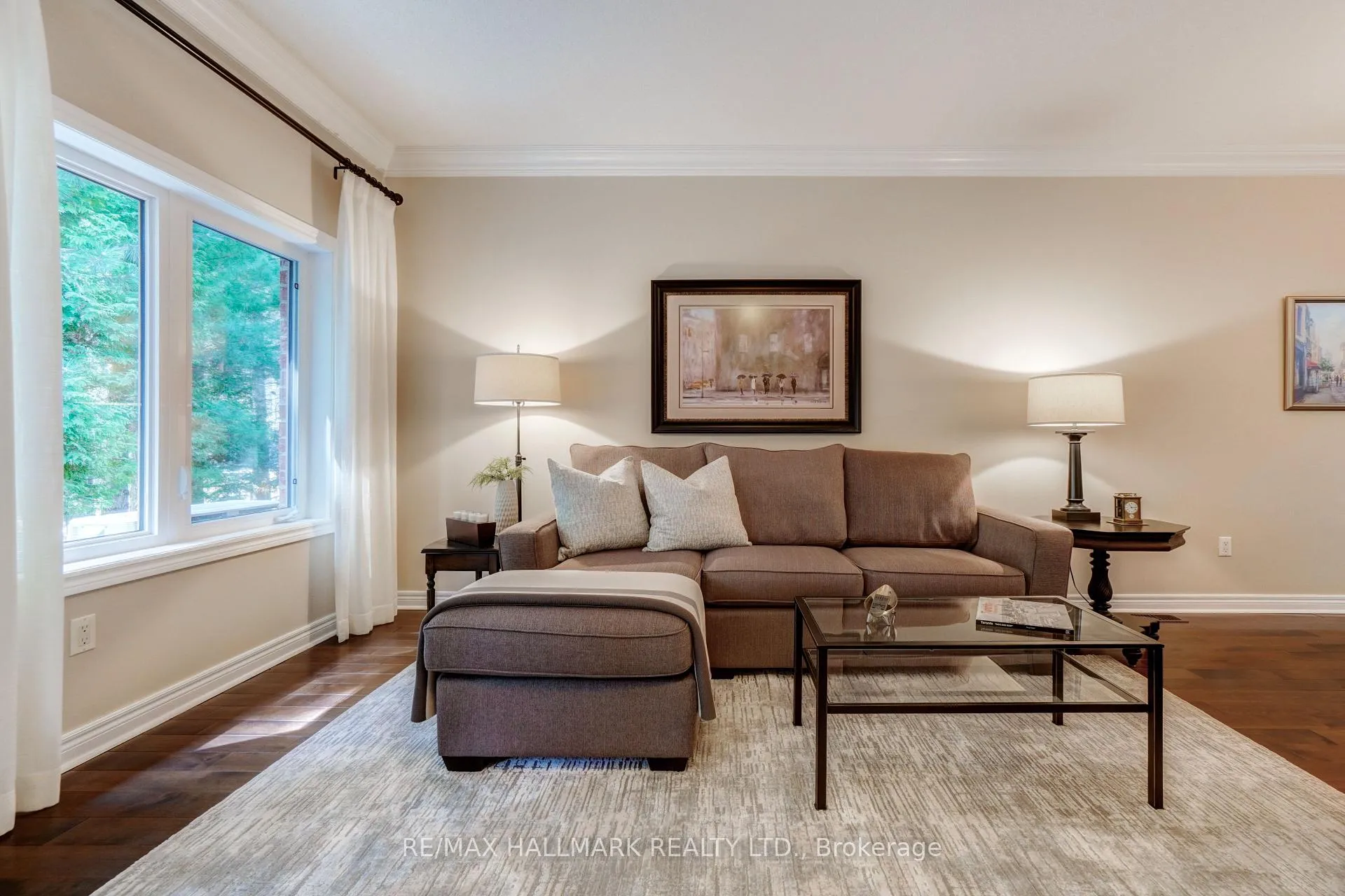 Photo 21 of 48 Fred Barnard Way, Uxbridge — HOMEH