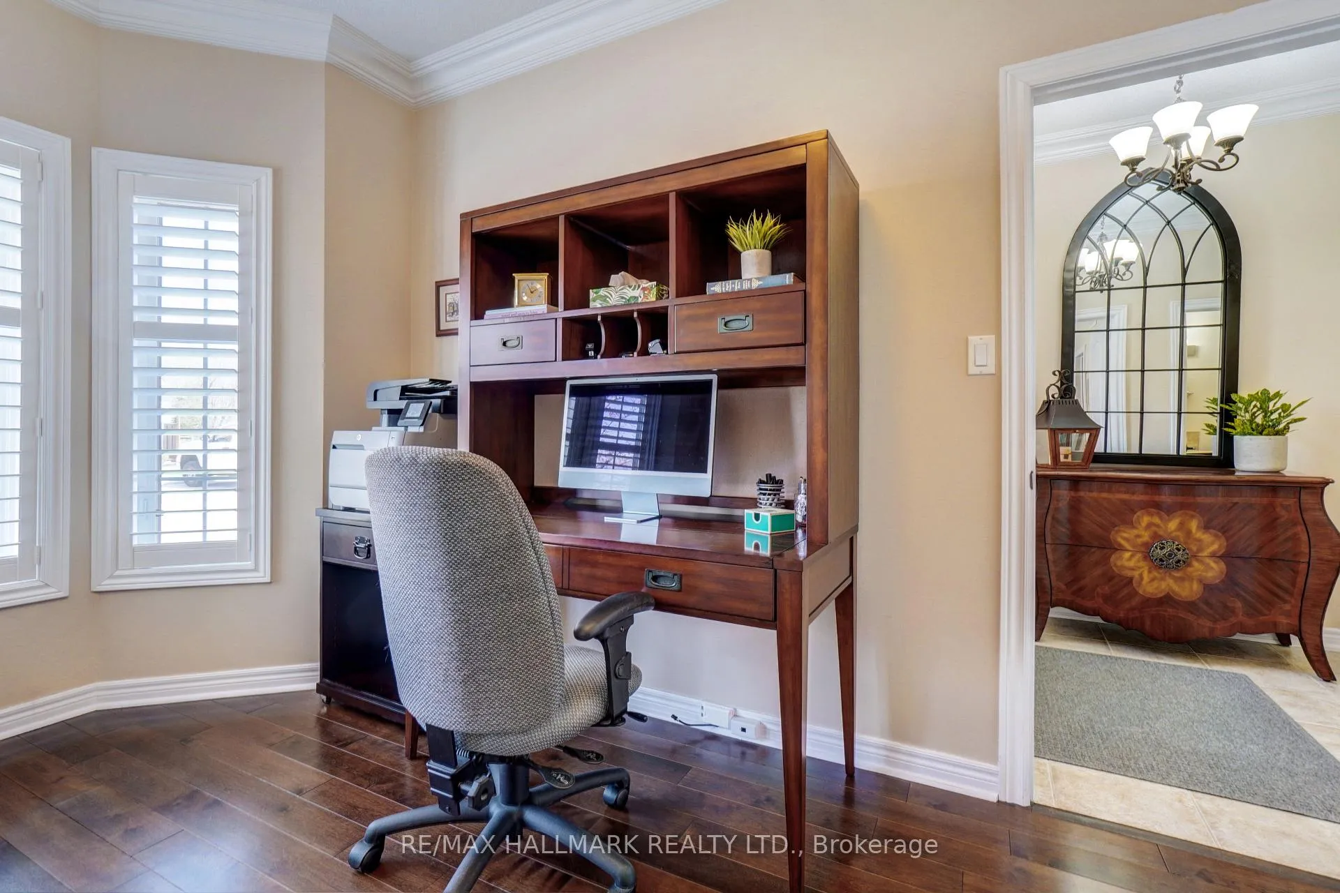 Photo 33 of 48 Fred Barnard Way, Uxbridge — HOMEH