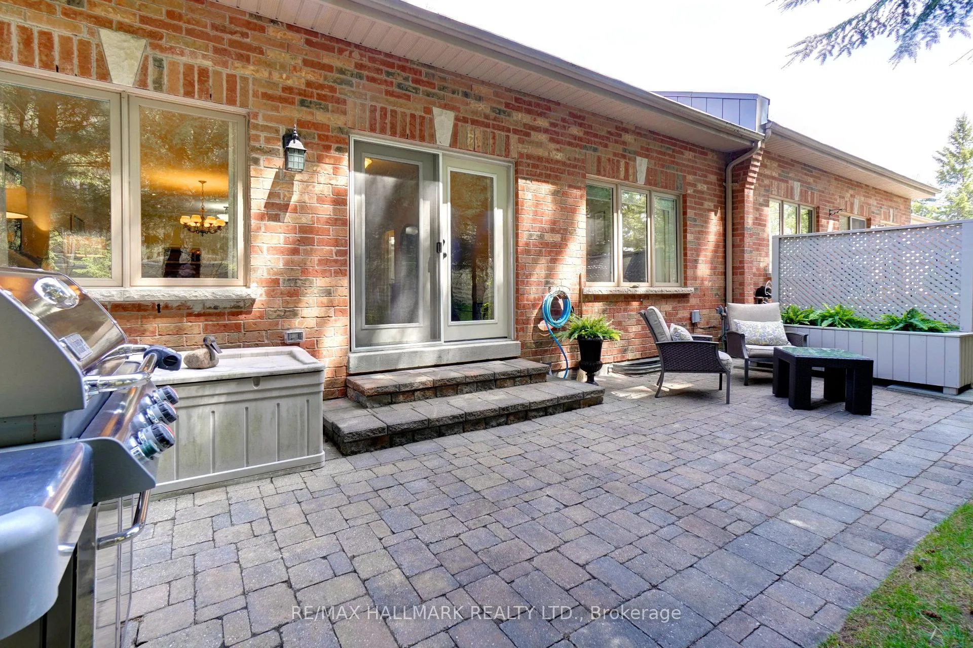 Photo 46 of 48 Fred Barnard Way, Uxbridge — HOMEH