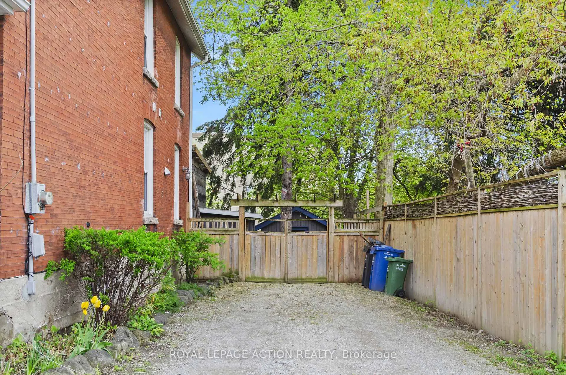 Photo 5 of 326 Waterloo Avenue, Guelph, Junction/Onward Willow — HOMEH