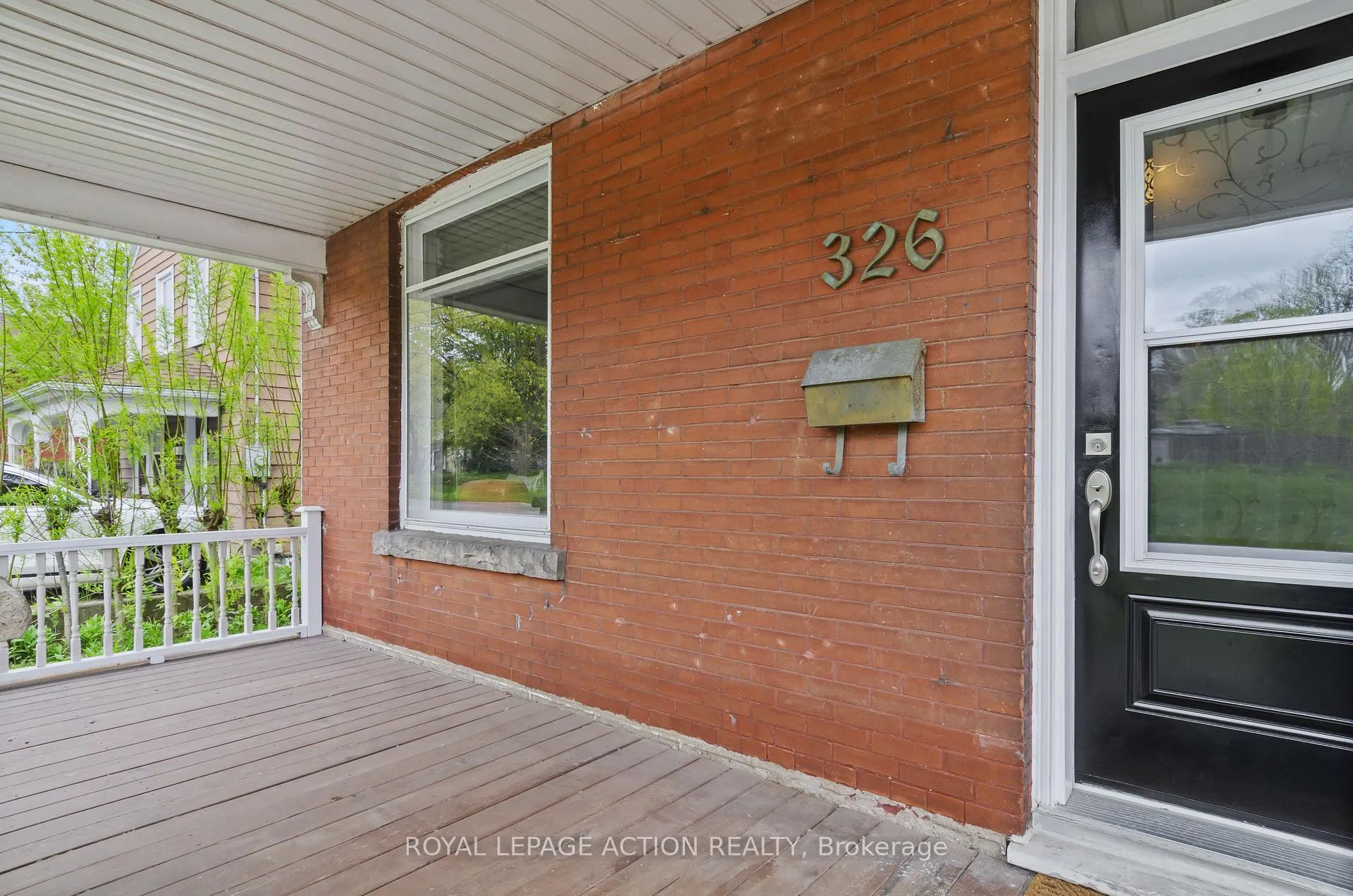 Photo 6 of 326 Waterloo Avenue, Guelph, Junction/Onward Willow — HOMEH
