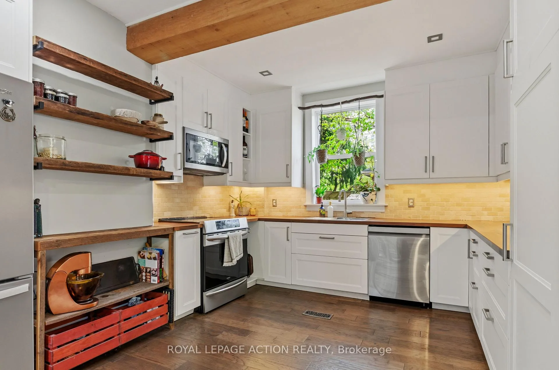 Photo 17 of 326 Waterloo Avenue, Guelph, Junction/Onward Willow — HOMEH