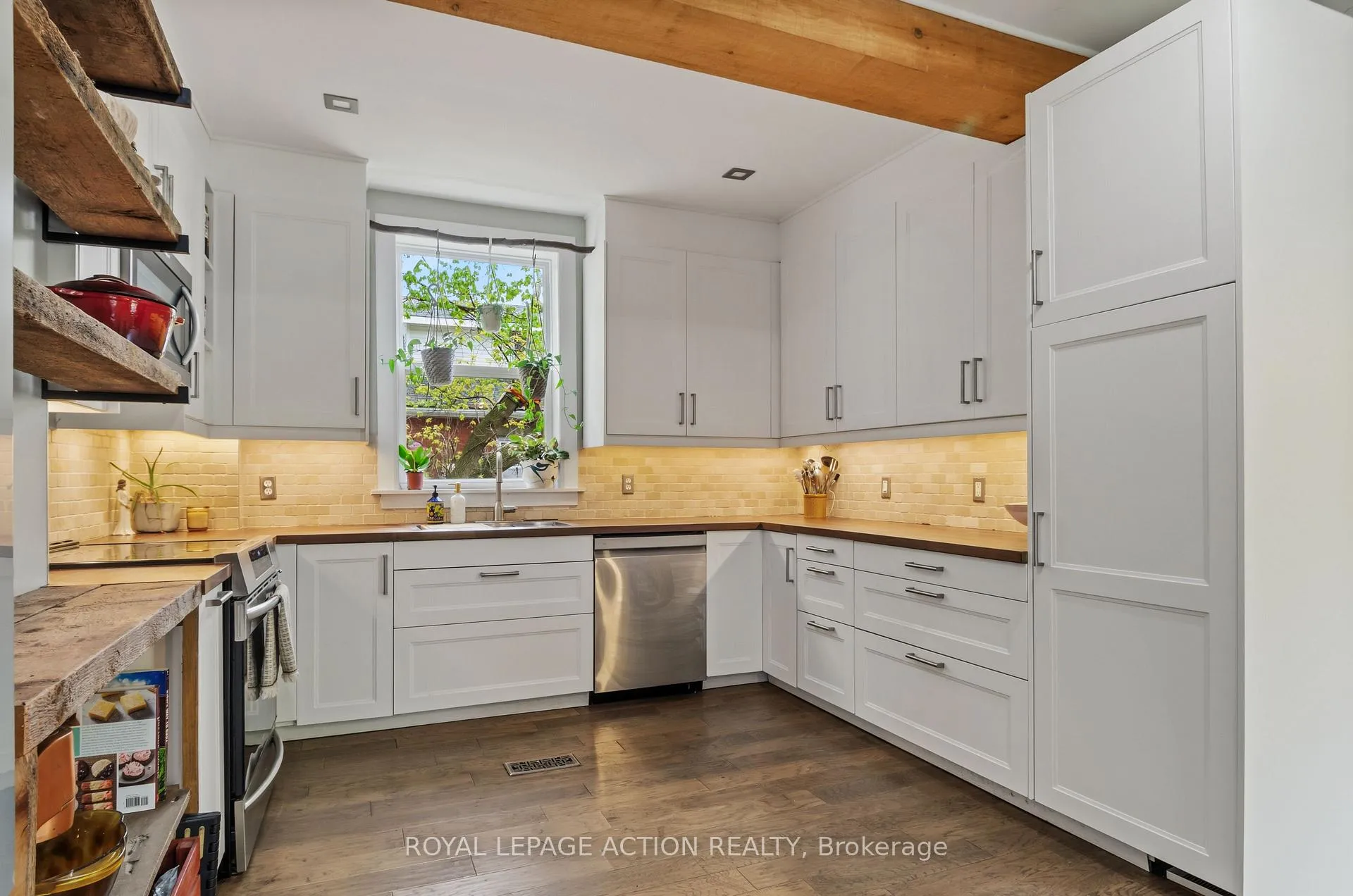 Photo 19 of 326 Waterloo Avenue, Guelph, Junction/Onward Willow — HOMEH