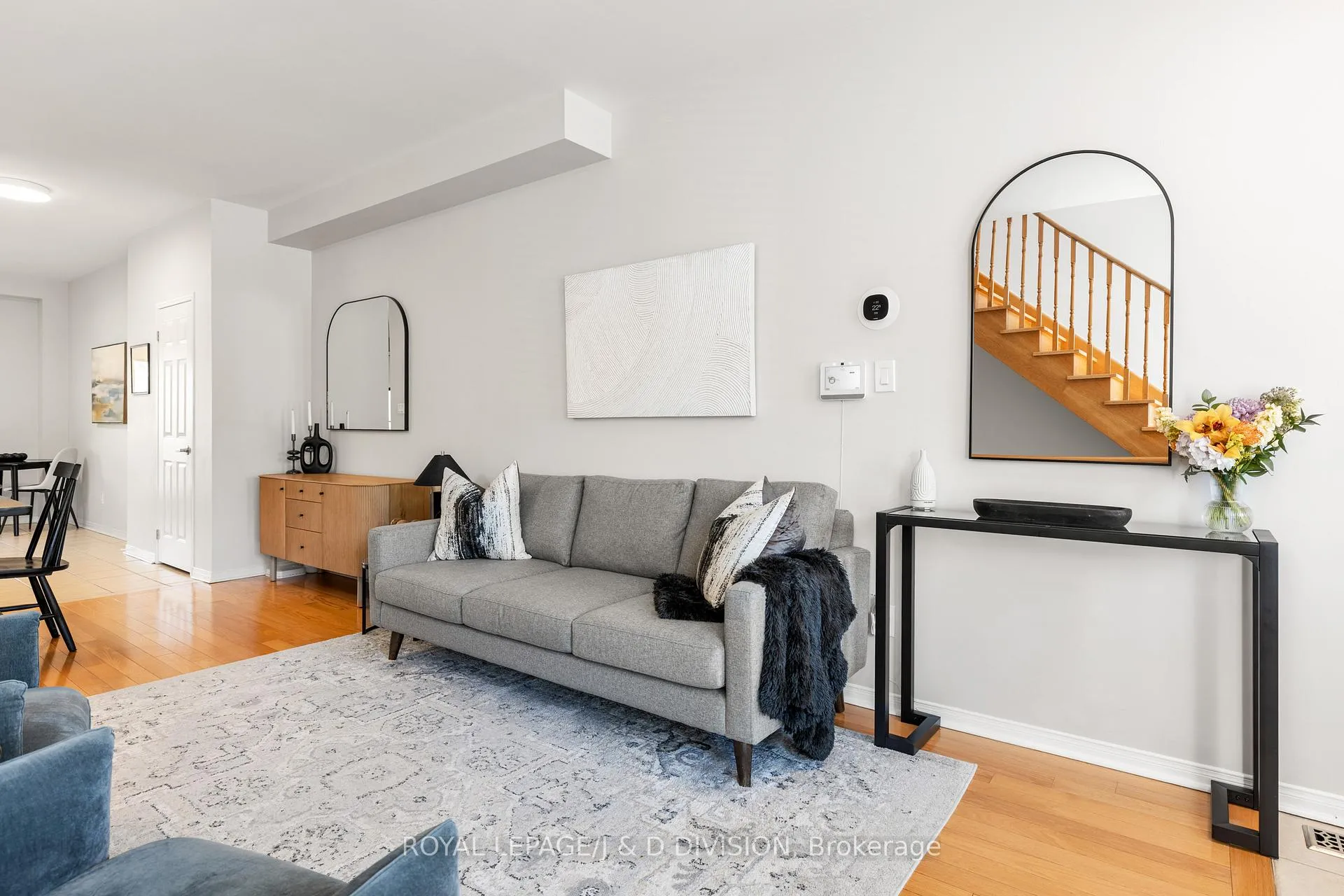 Photo 6 of 446 Sammon Avenue, Toronto, Danforth Village-East York — HOMEH