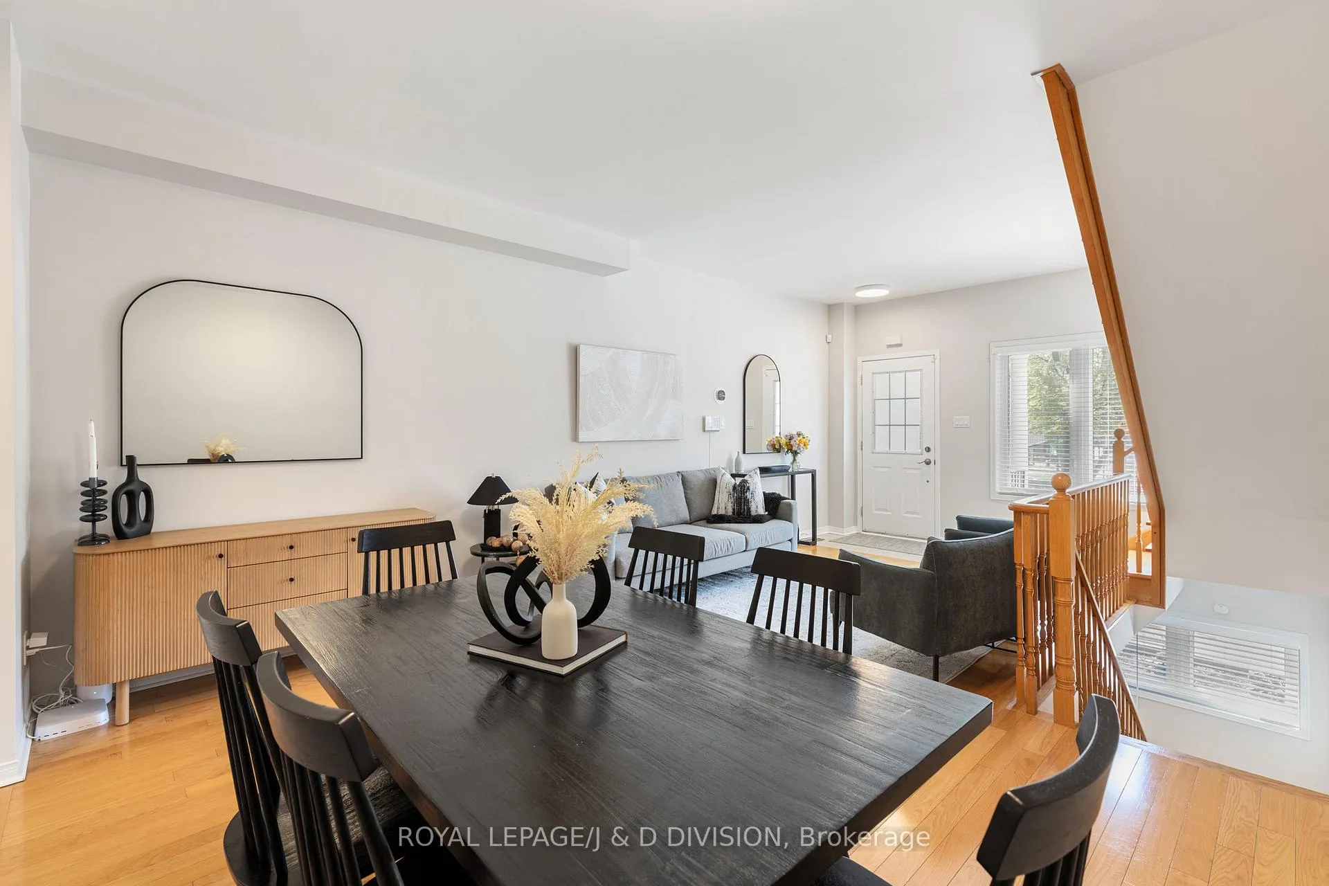 Photo 10 of 446 Sammon Avenue, Toronto, Danforth Village-East York — HOMEH