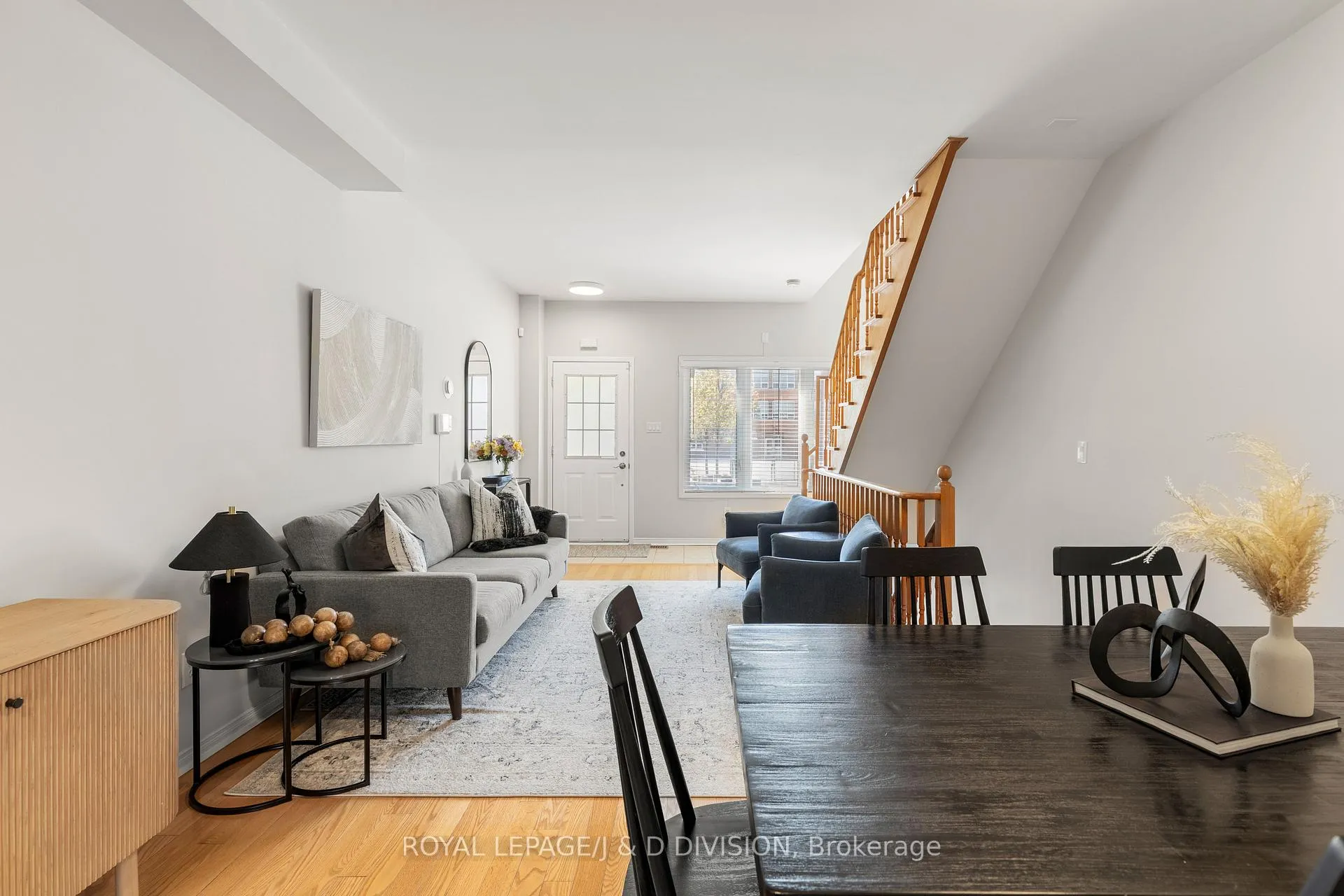 Photo 12 of 446 Sammon Avenue, Toronto, Danforth Village-East York — HOMEH