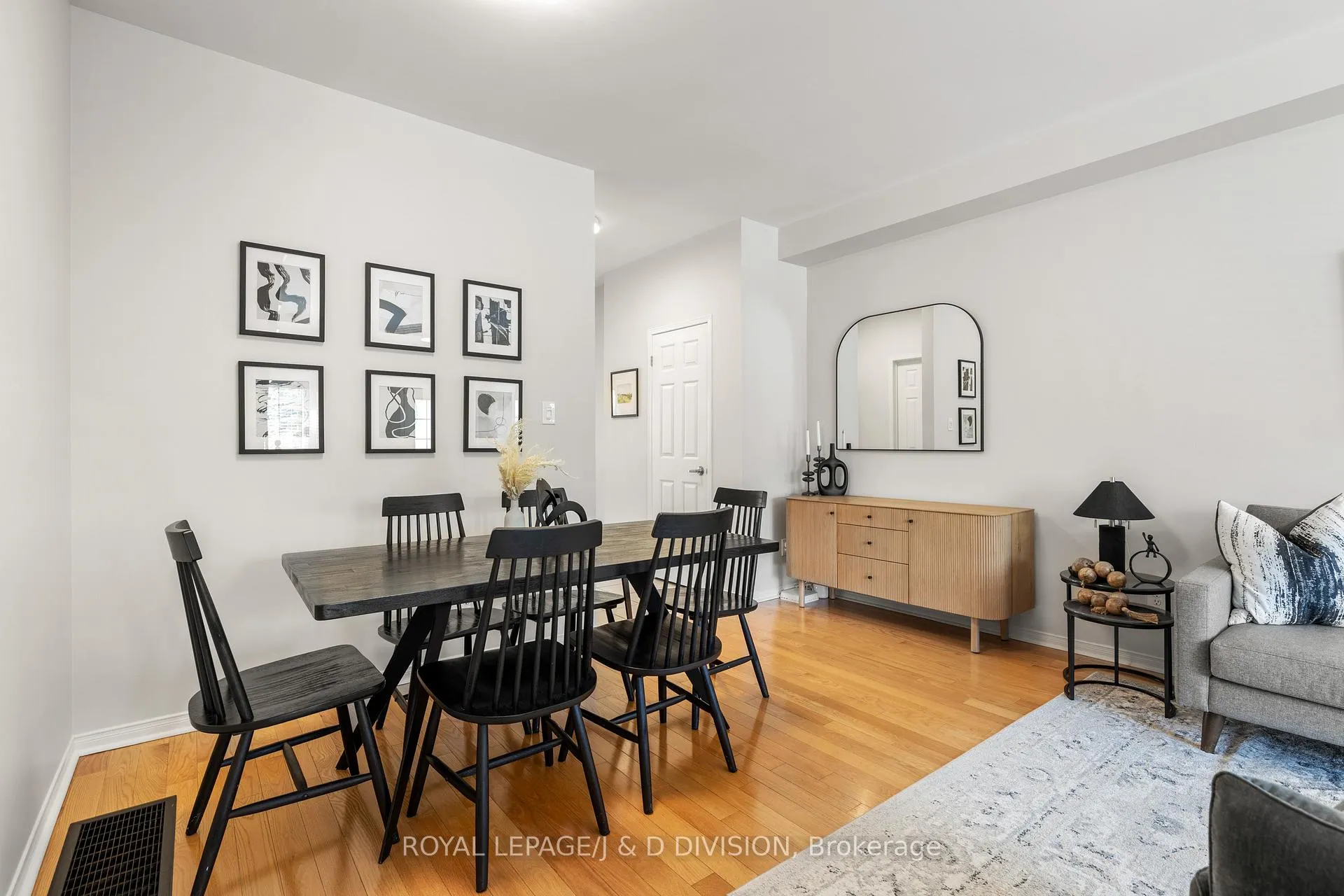 Photo 13 of 446 Sammon Avenue, Toronto, Danforth Village-East York — HOMEH