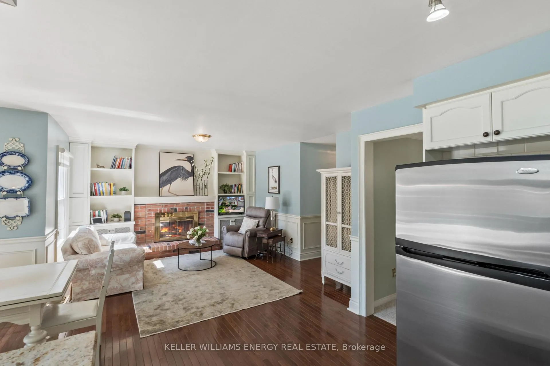 Photo 7 of 74 Centre Road, Uxbridge — HOMEH