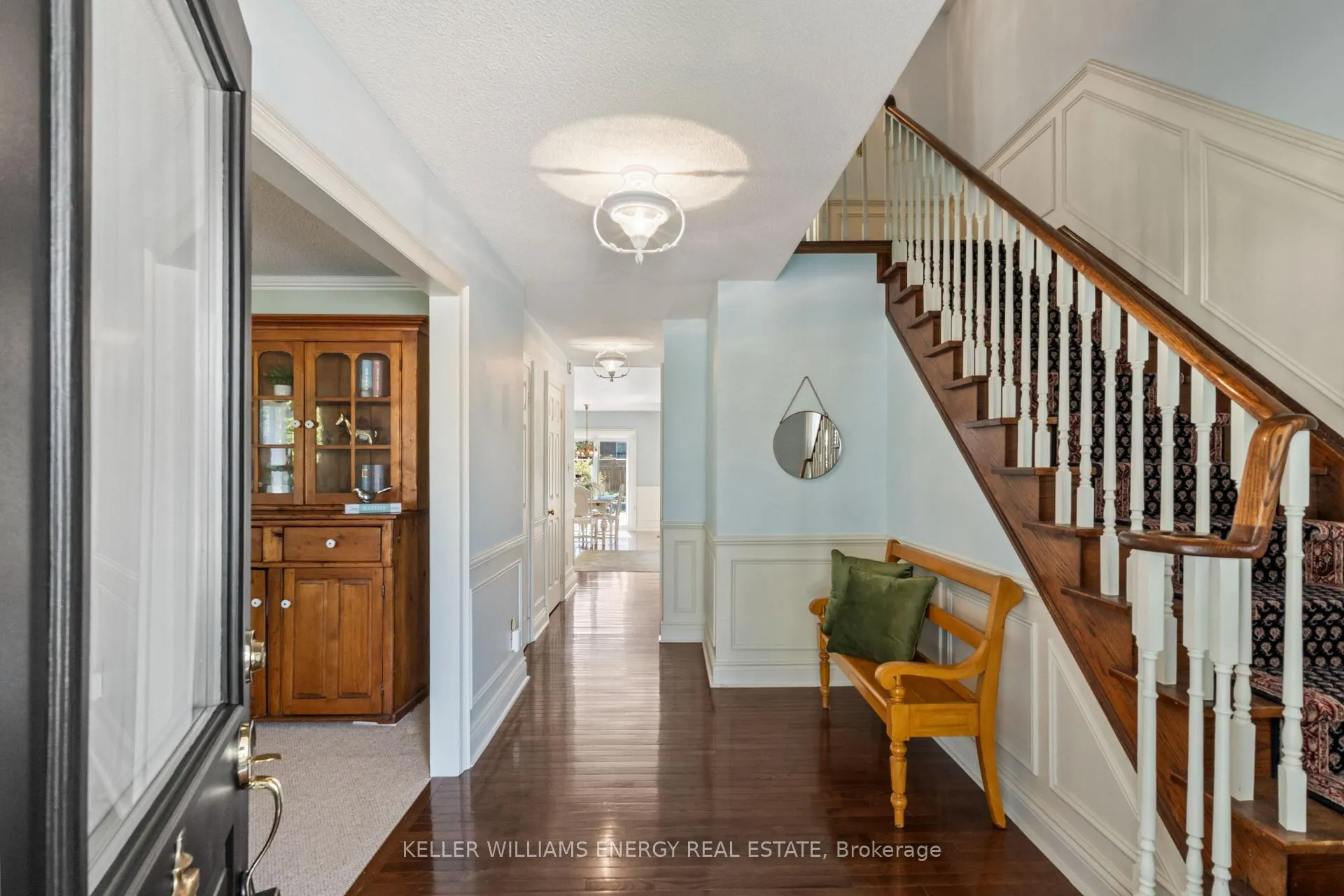 Photo 12 of 74 Centre Road, Uxbridge — HOMEH