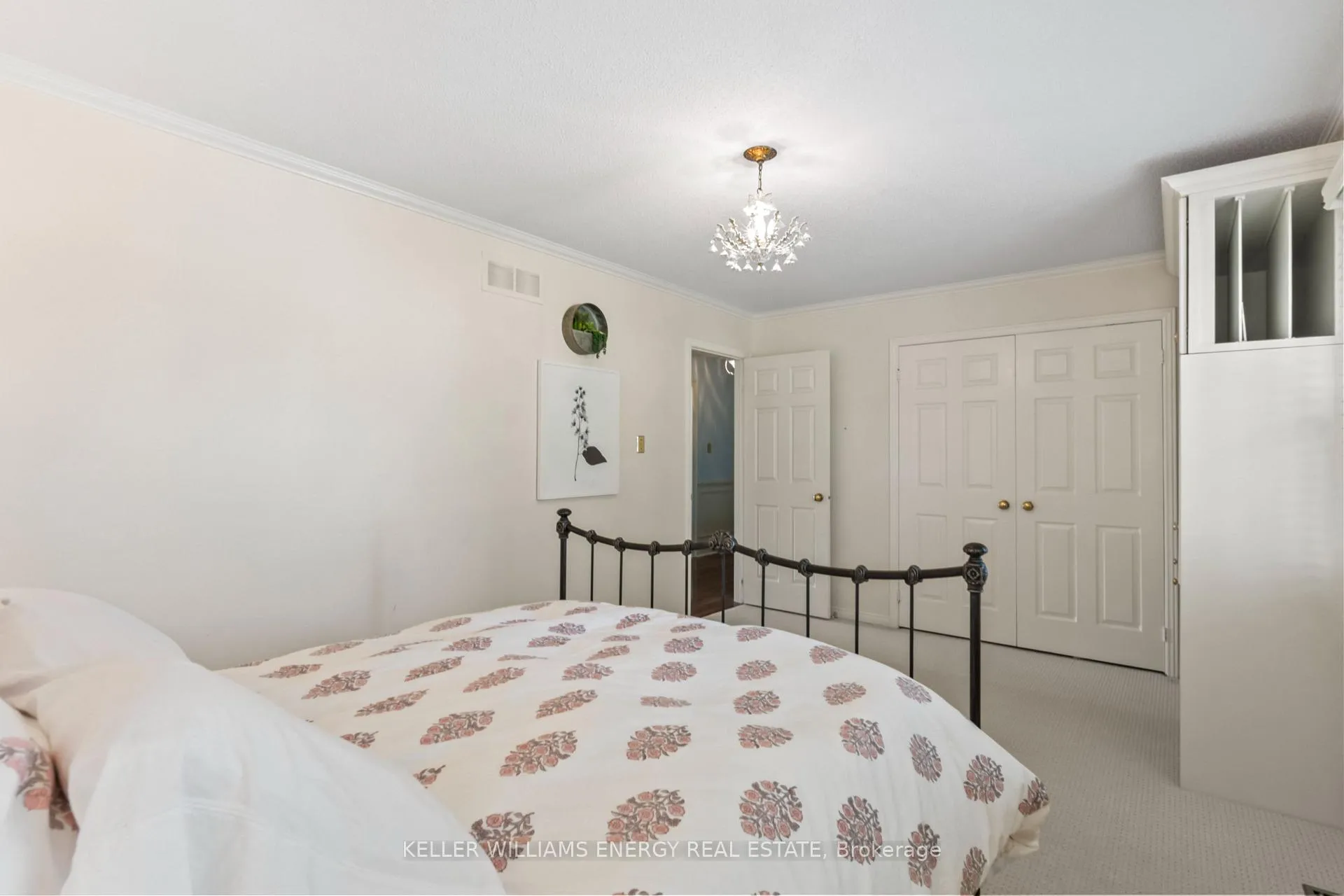 Photo 27 of 74 Centre Road, Uxbridge — HOMEH