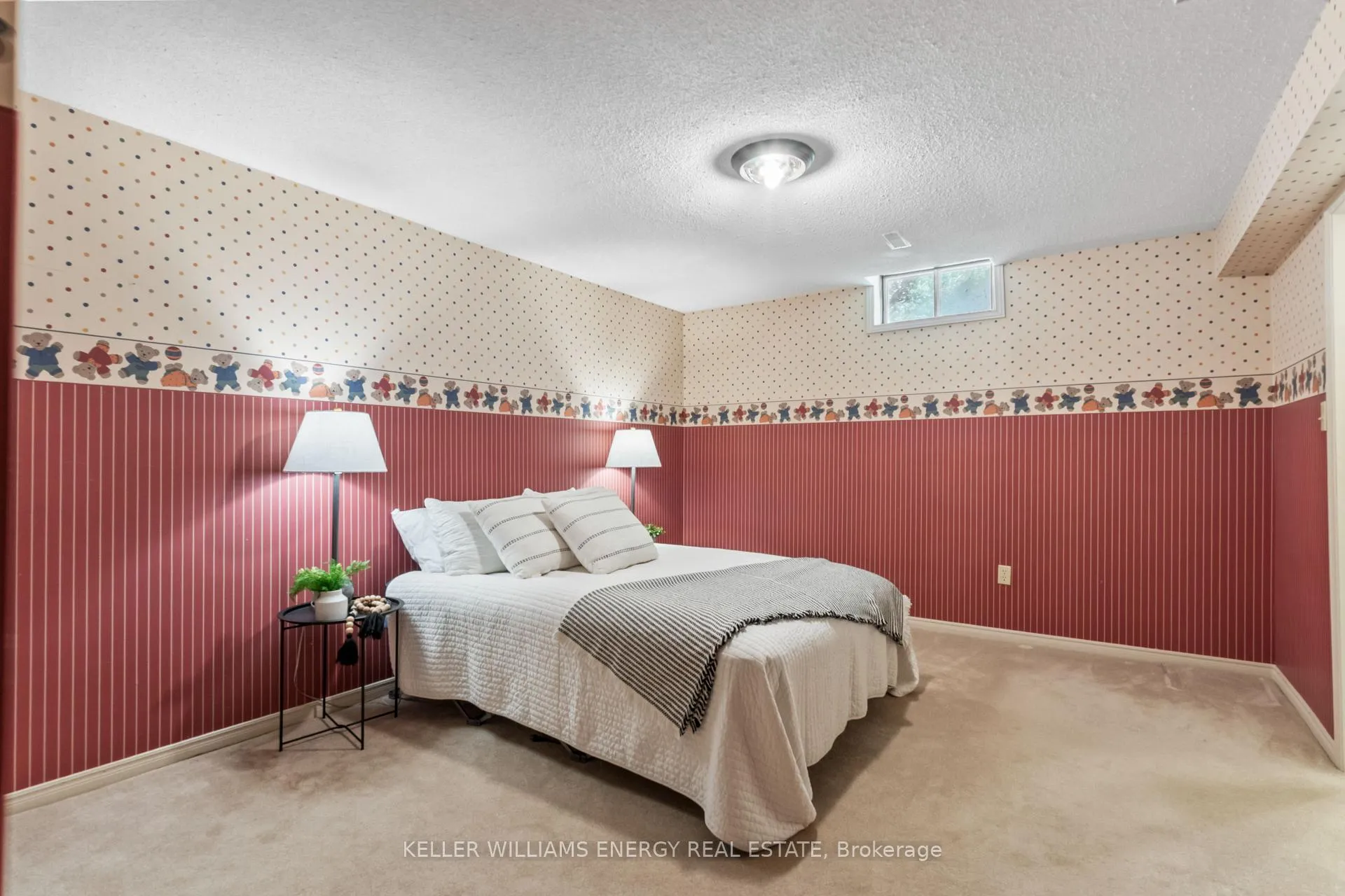 Photo 29 of 74 Centre Road, Uxbridge — HOMEH