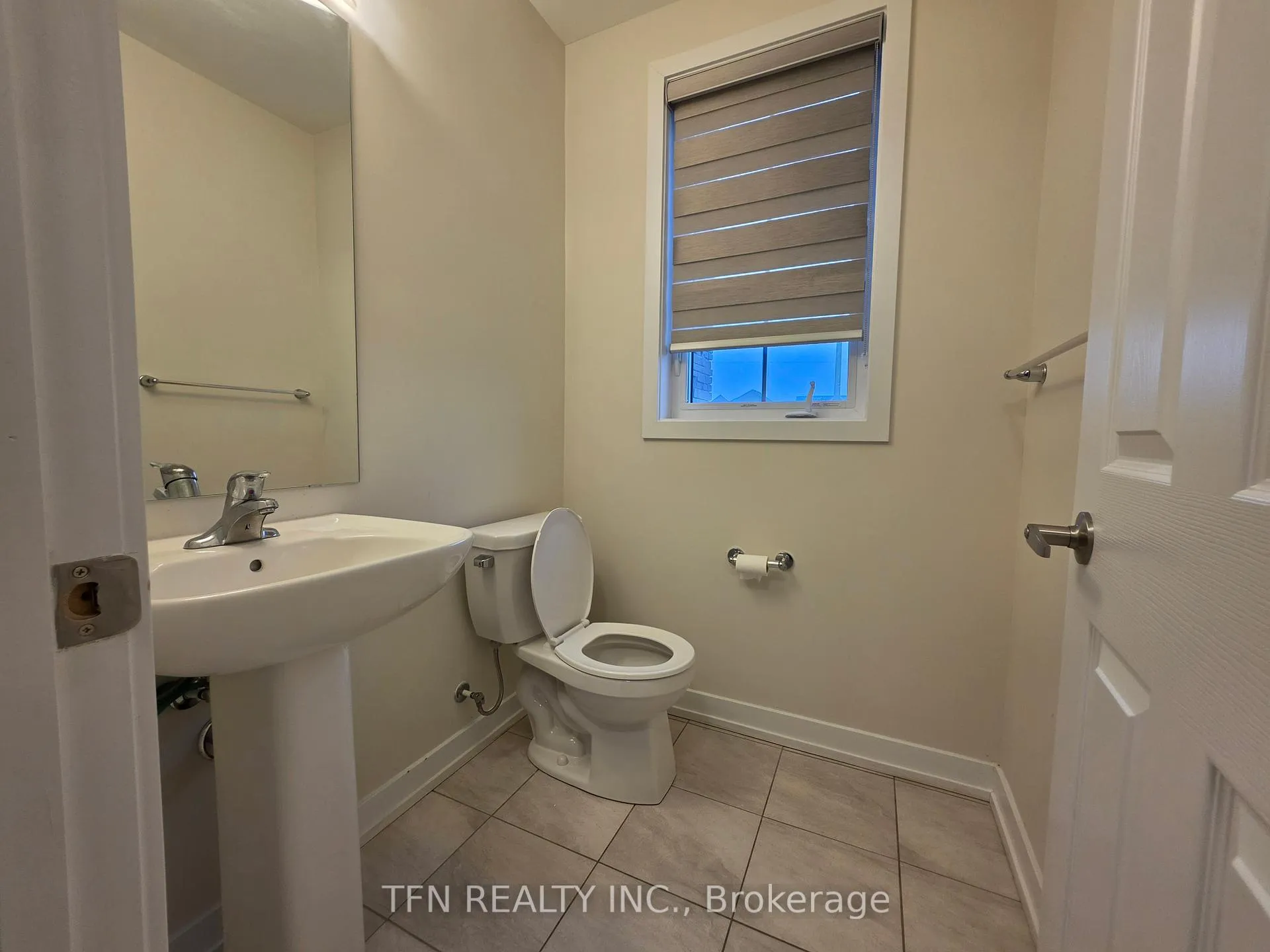 Photo 19 of 231 Melody Lane, Thorold, Thorold Downtown — HOMEH