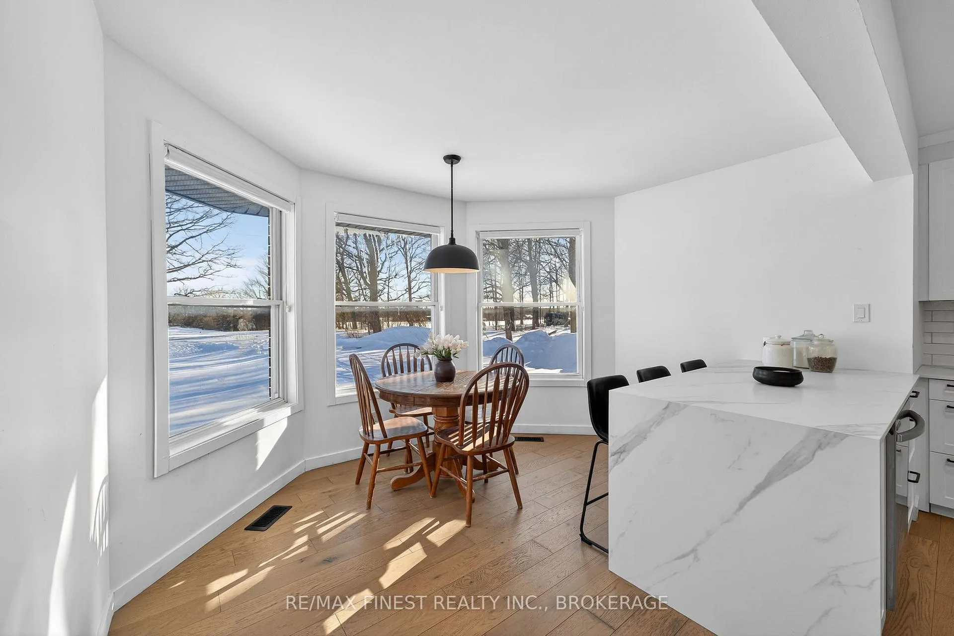 Photo 9 of 2055 Switzerville Road, Loyalist, Lennox and Addington - South — HOMEH