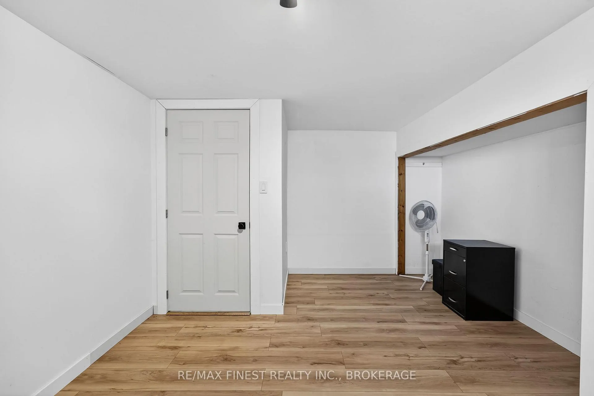 Photo 30 of 2055 Switzerville Road, Loyalist, Lennox and Addington - South — HOMEH