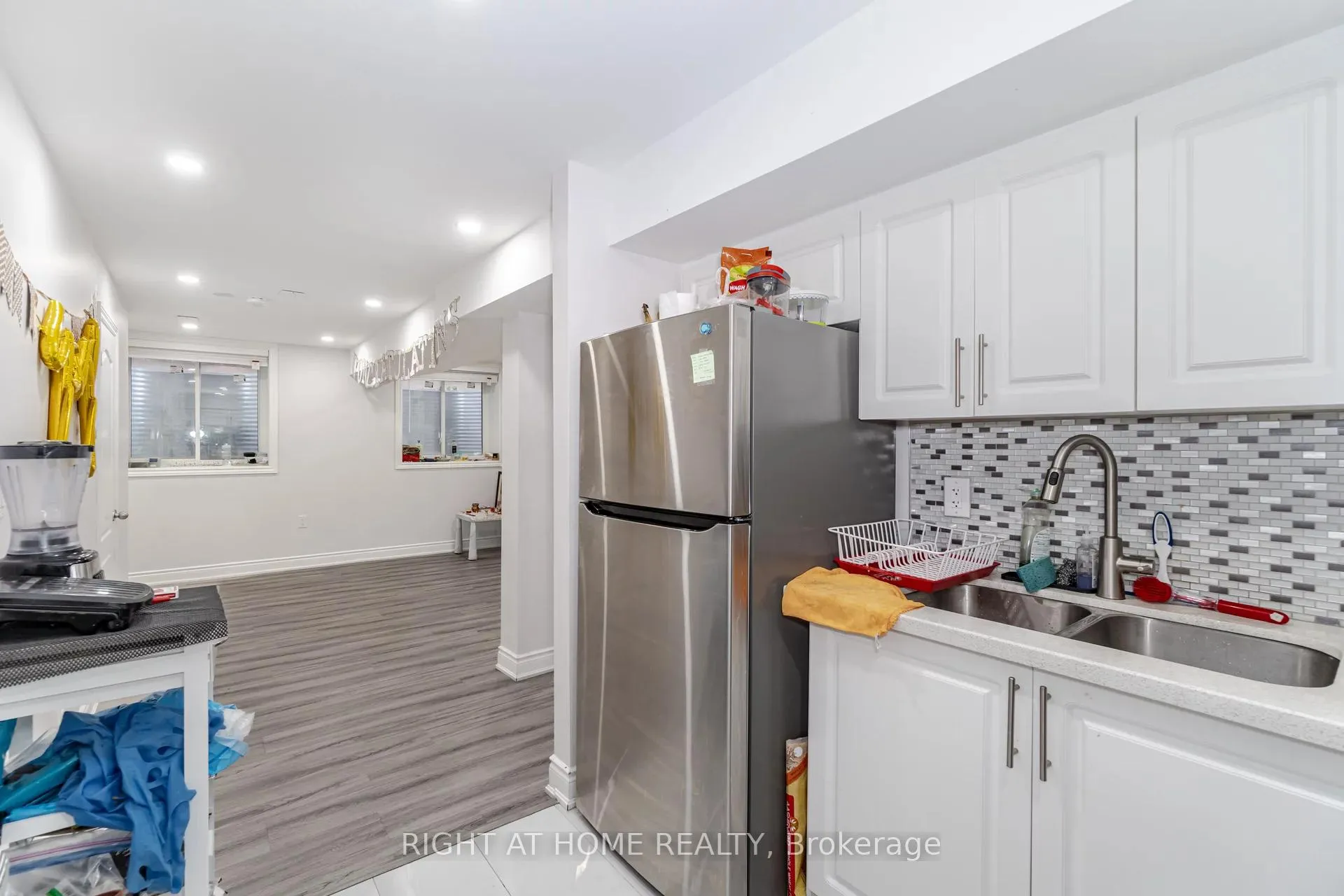 Photo 14 of Unit Lower, 1356 Basswood Crescent, Milton, Cobban — HOMEH