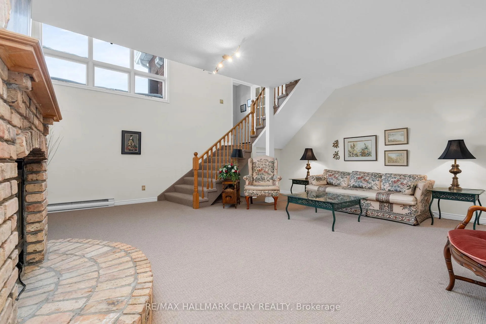 Photo 11 of Unit 3, 355 Blake Street, Barrie, North Shore — HOMEH