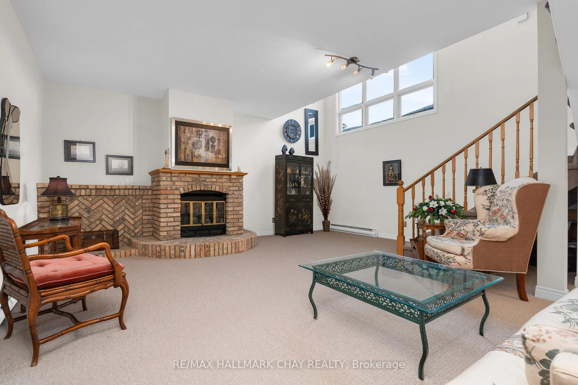 Photo 12 of Unit 3, 355 Blake Street, Barrie, North Shore — HOMEH