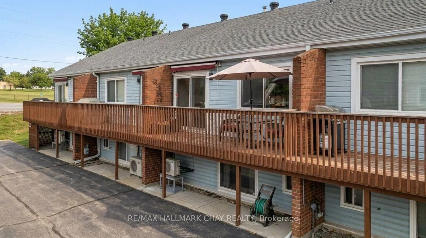 Photo 17 of Unit 3, 355 Blake Street, Barrie, North Shore — HOMEH