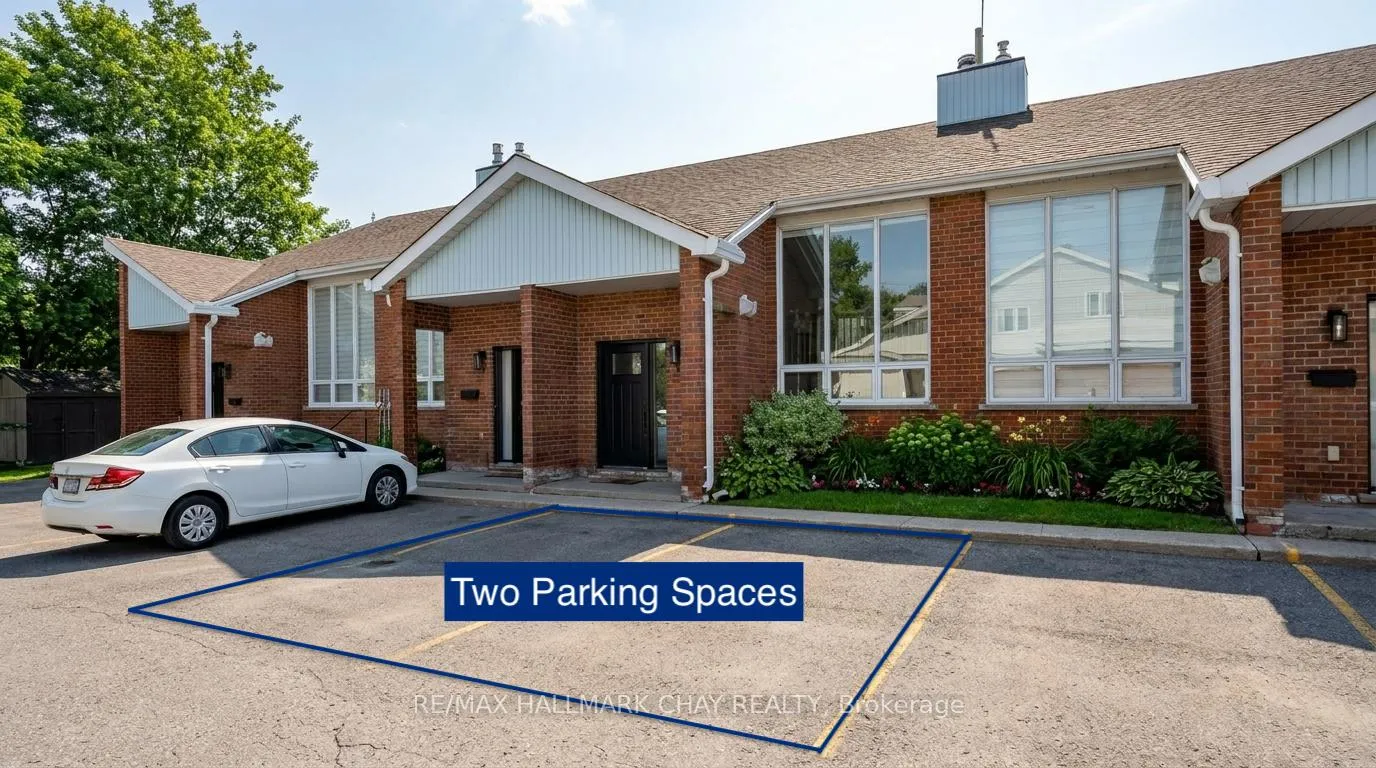 Photo 19 of Unit 3, 355 Blake Street, Barrie, North Shore — HOMEH