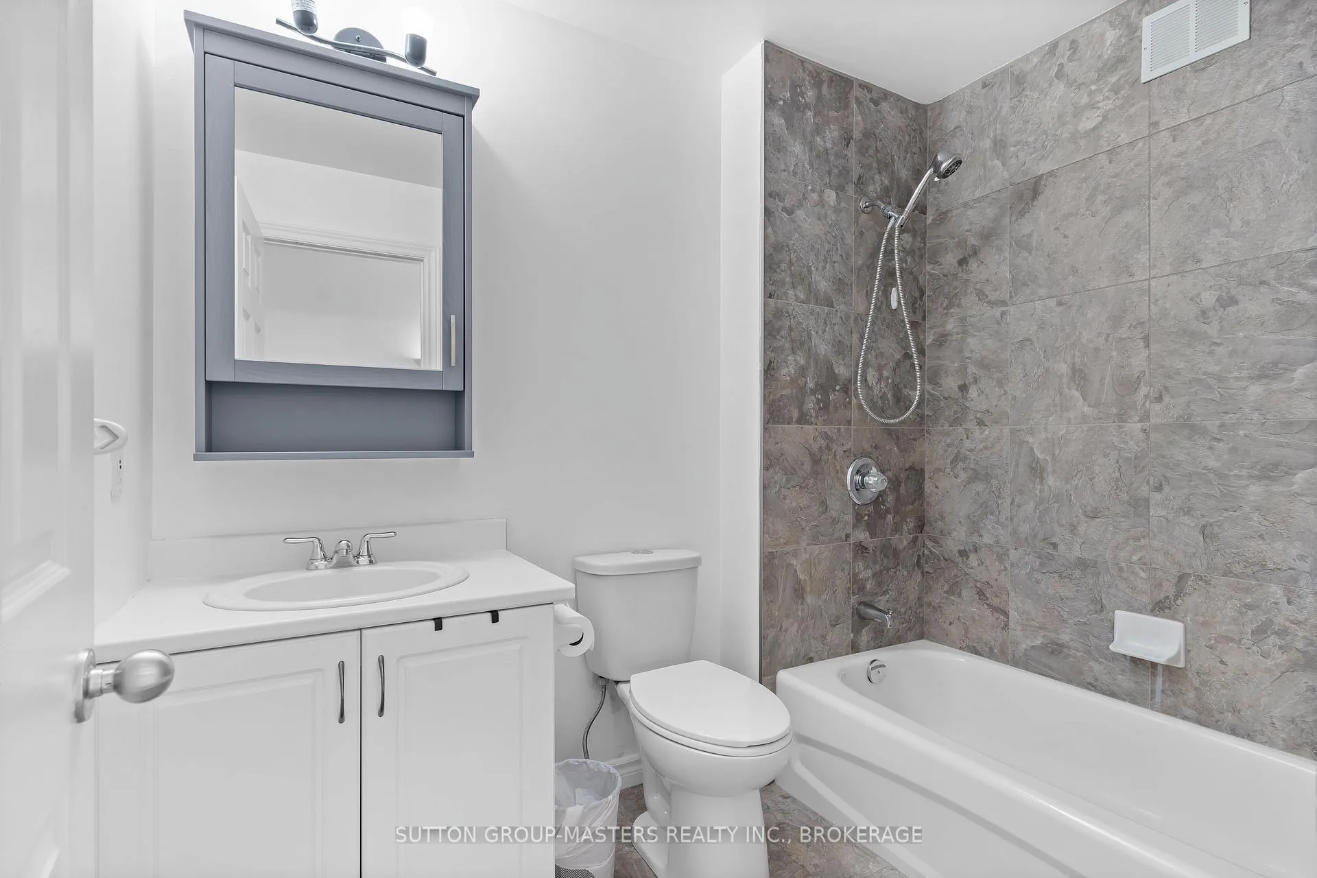 Photo 19 of 679 Melrose Street, Kingston, East Gardiners Rd — HOMEH