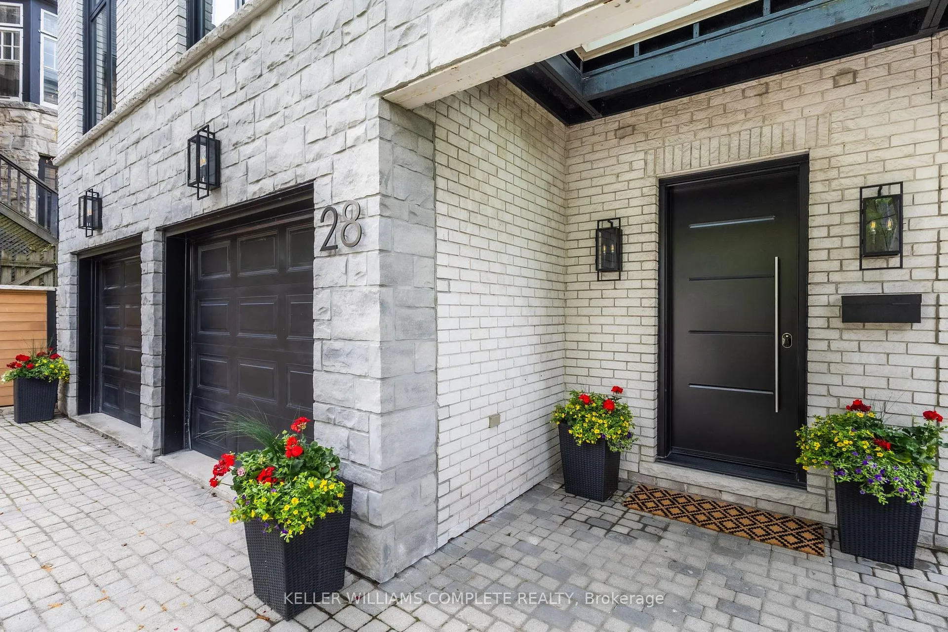 Photo 4 of 28 Undercliffe Avenue, Hamilton, Durand — HOMEH