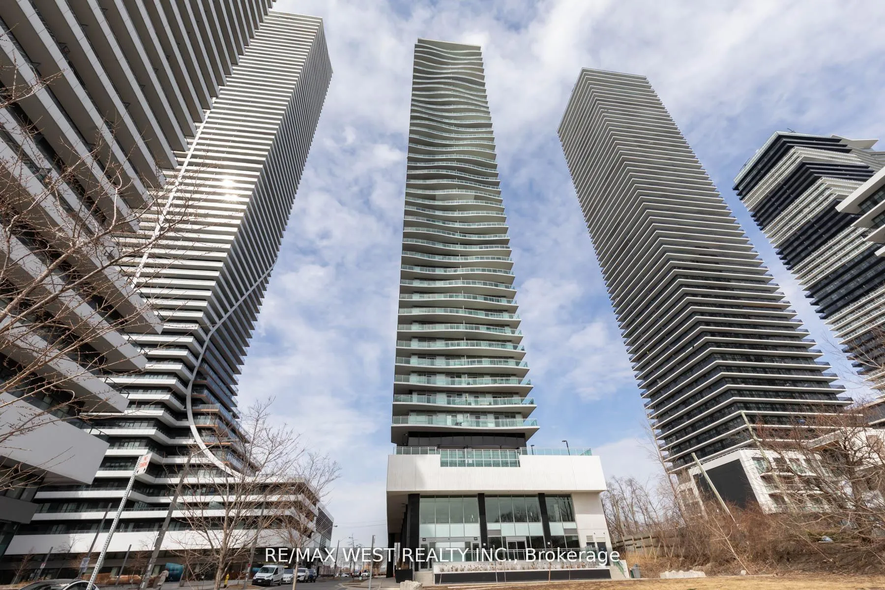 Photo 1 of Unit 802, 33 Shore Breeze Drive, Etobicoke, Mimico — HOMEH