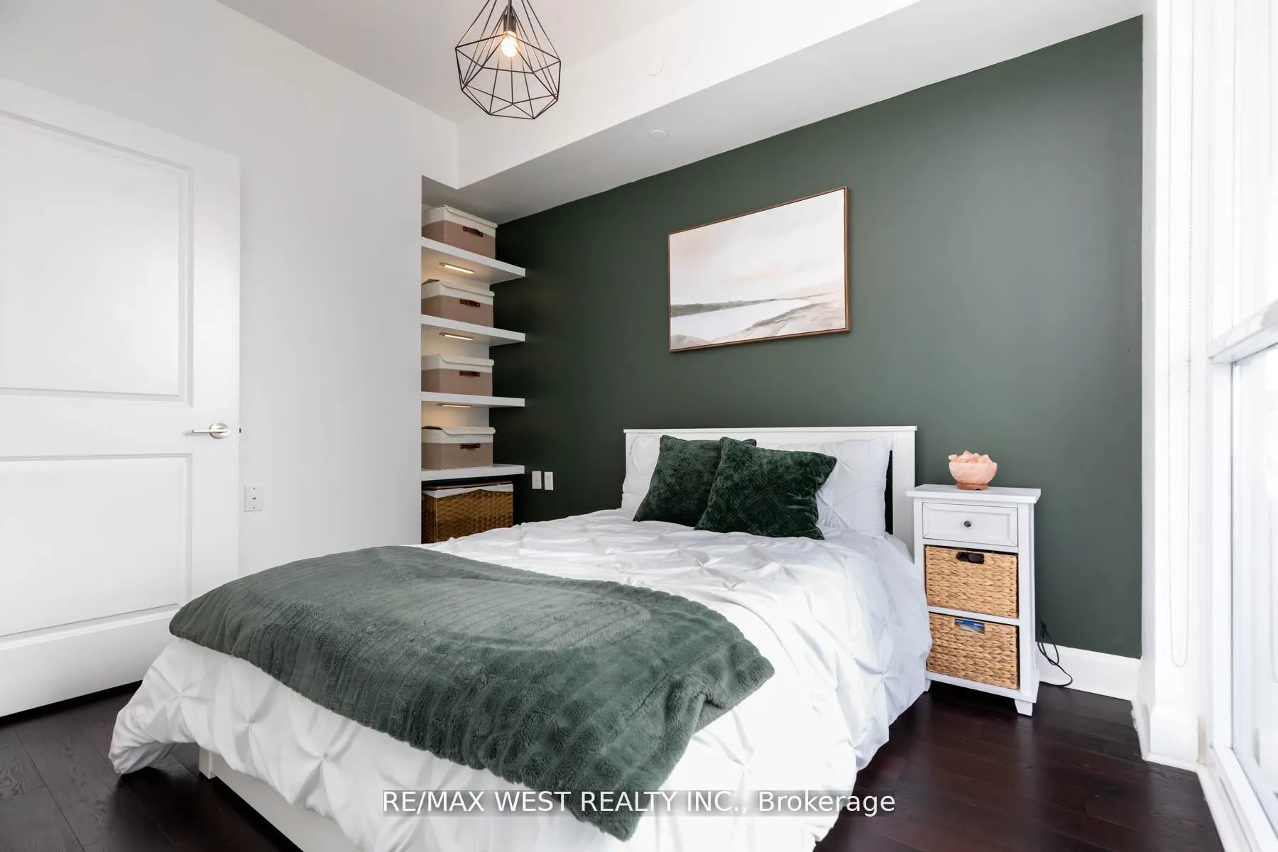 Photo 19 of Unit 802, 33 Shore Breeze Drive, Etobicoke, Mimico — HOMEH