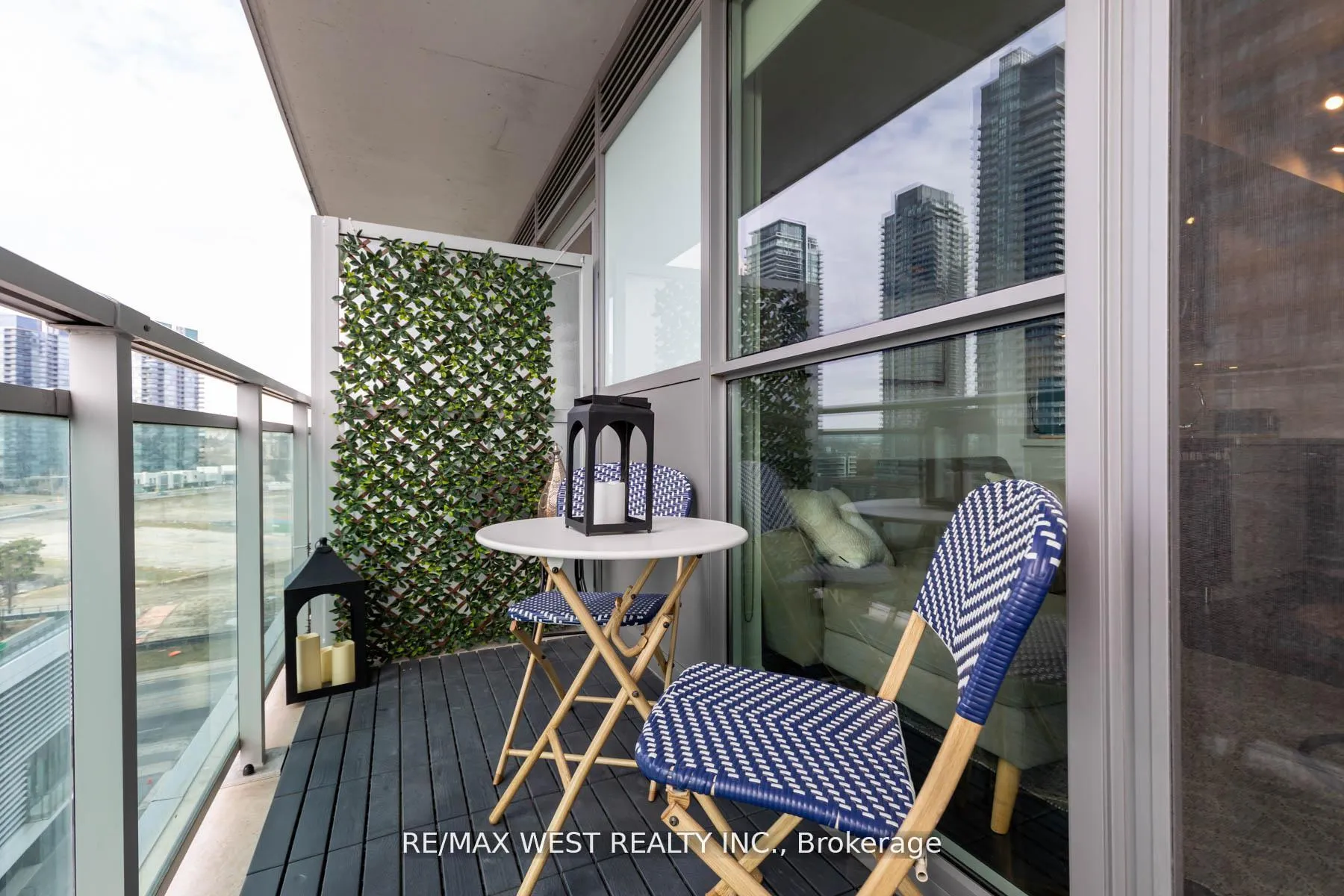 Photo 24 of Unit 802, 33 Shore Breeze Drive, Etobicoke, Mimico — HOMEH