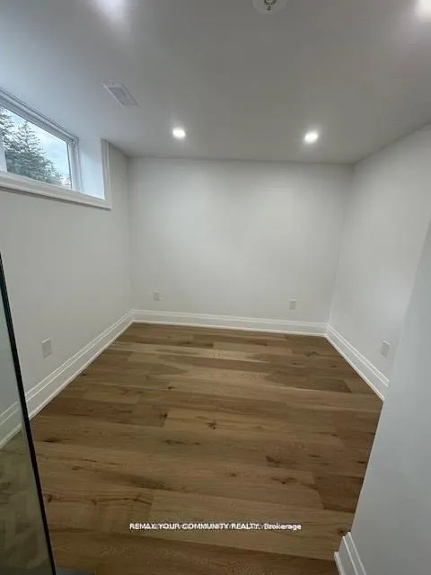 Photo 7 of Unit Bsmt, 12 Kemano Road, Aurora, Aurora Heights — HOMEH
