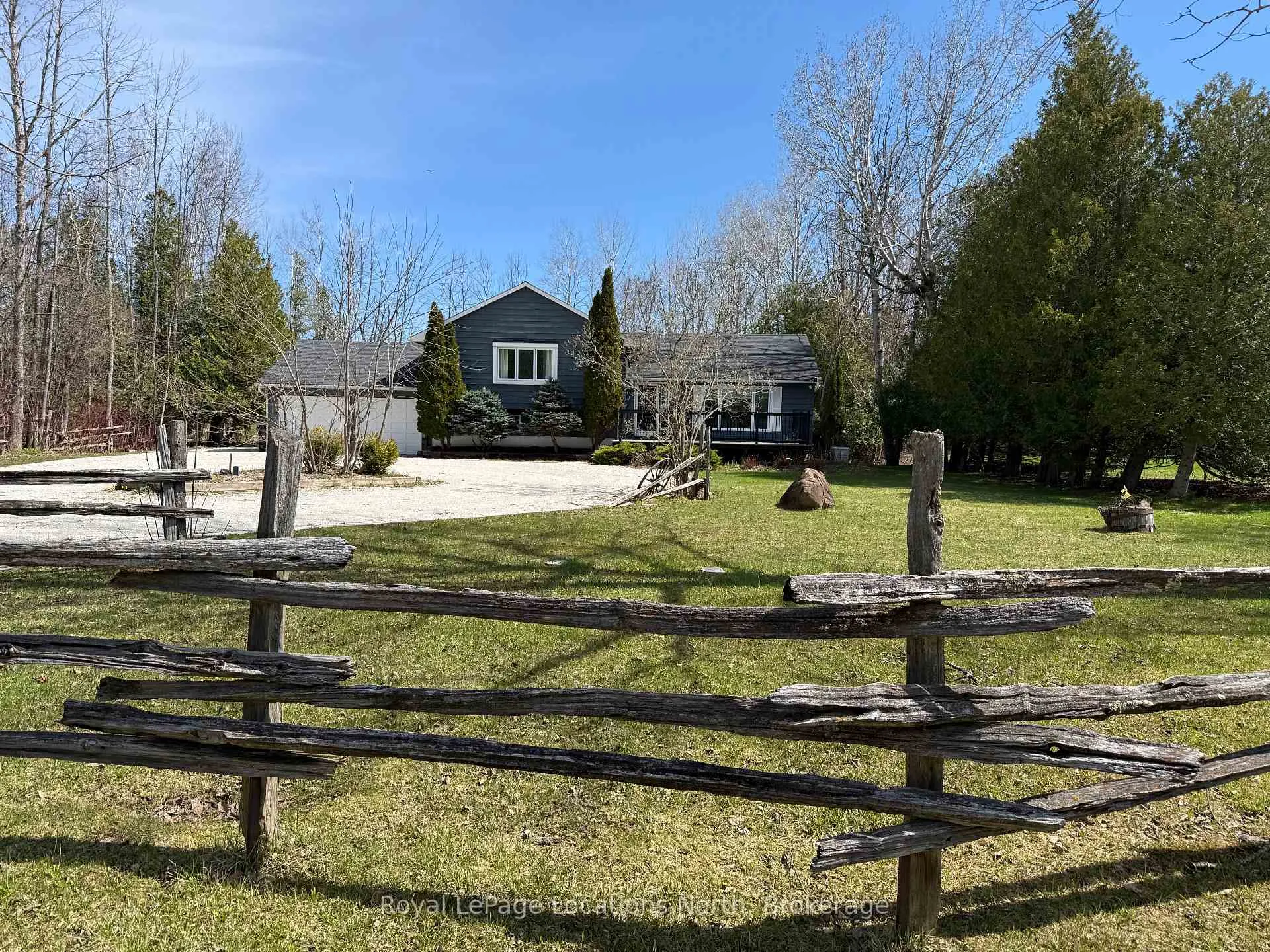 Photo 1 of 64 Silver Creek Drive, Collingwood — HOMEH