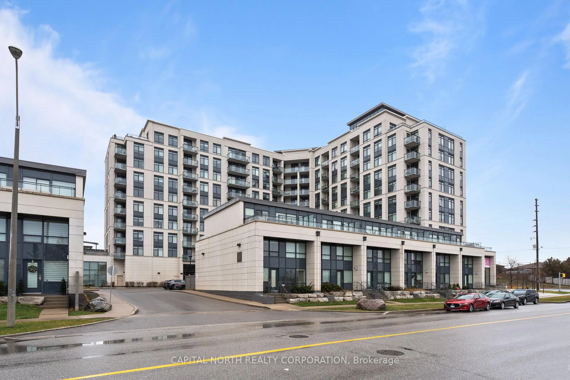 Photo 1 of Unit 518, 12 Woodstream Boulevard, Vaughan, Vaughan Grove — HOMEH