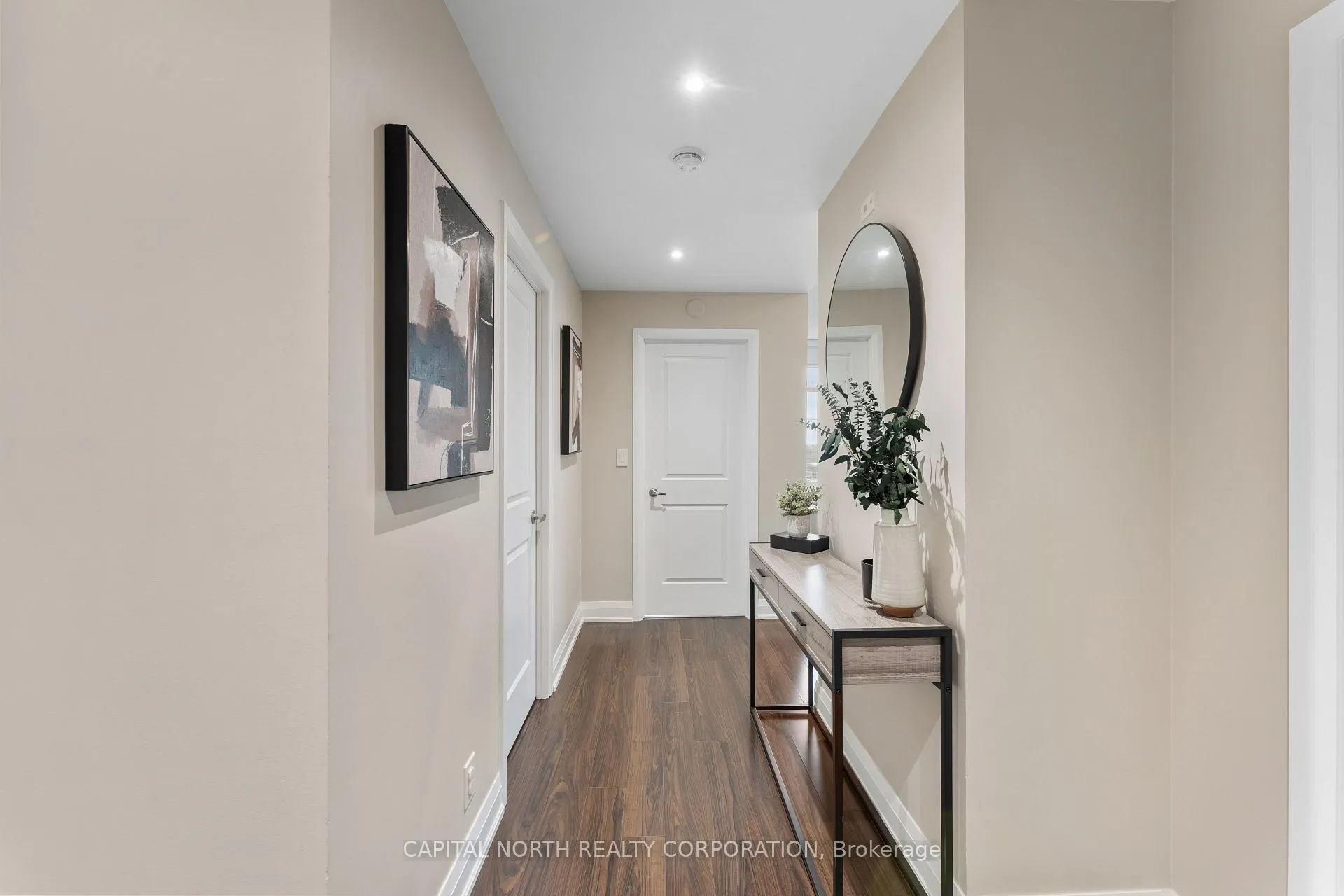 Photo 6 of Unit 518, 12 Woodstream Boulevard, Vaughan, Vaughan Grove — HOMEH