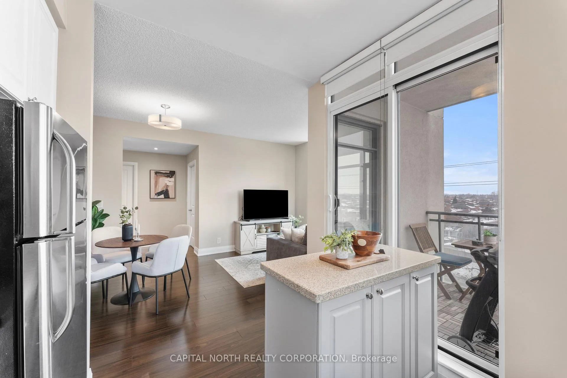 Photo 12 of Unit 518, 12 Woodstream Boulevard, Vaughan, Vaughan Grove — HOMEH