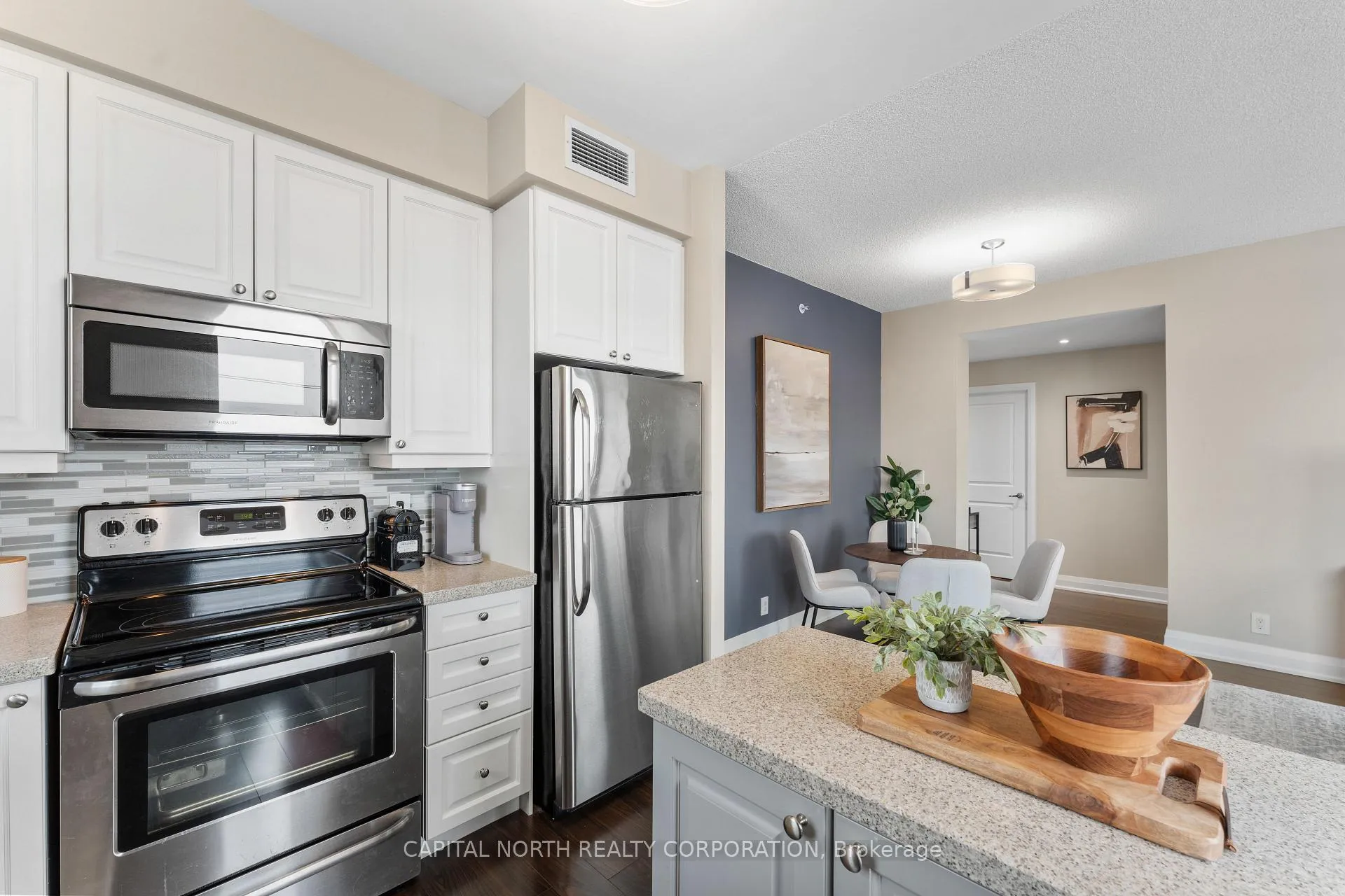 Photo 16 of Unit 518, 12 Woodstream Boulevard, Vaughan, Vaughan Grove — HOMEH