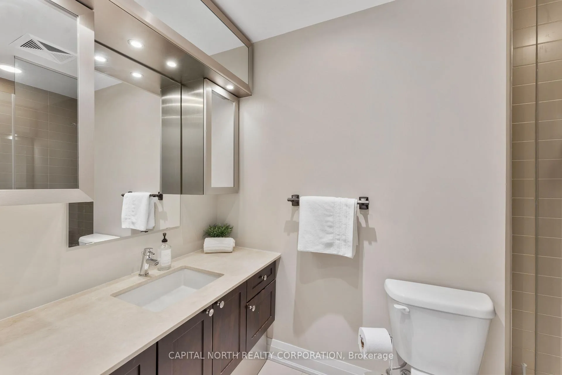 Photo 24 of Unit 518, 12 Woodstream Boulevard, Vaughan, Vaughan Grove — HOMEH