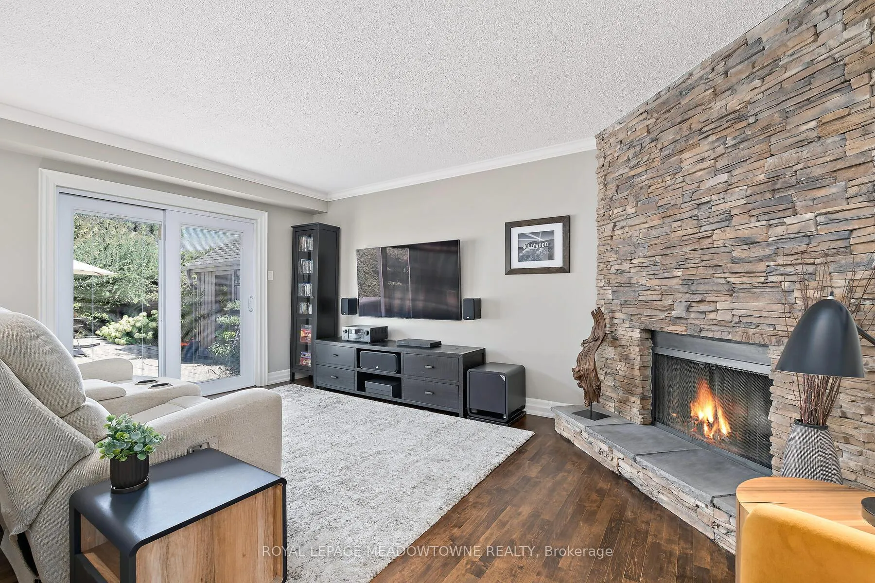 Photo 6 of 25 Hillside Drive, Halton Hills, Georgetown — HOMEH