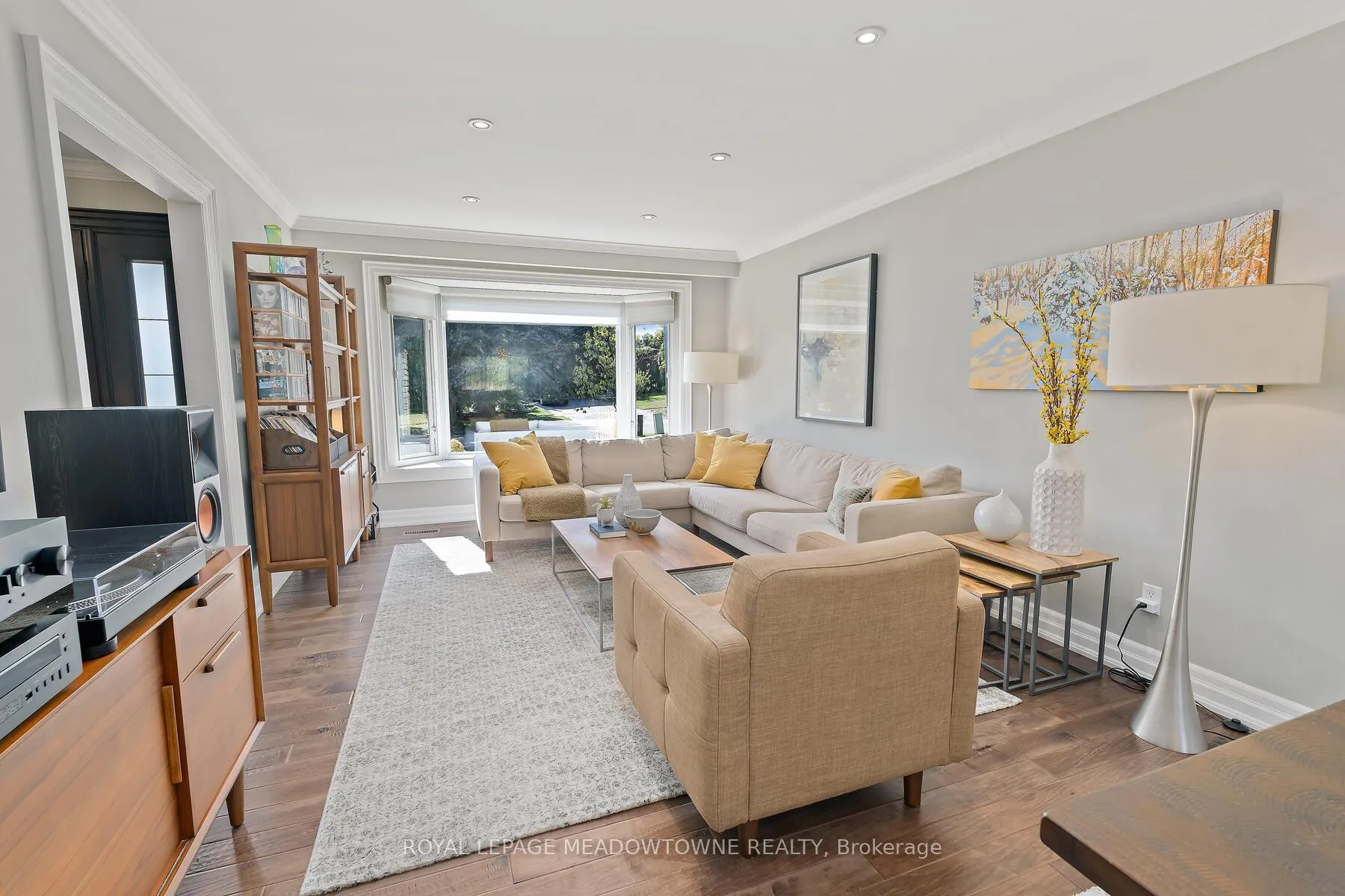 Photo 15 of 25 Hillside Drive, Halton Hills, Georgetown — HOMEH