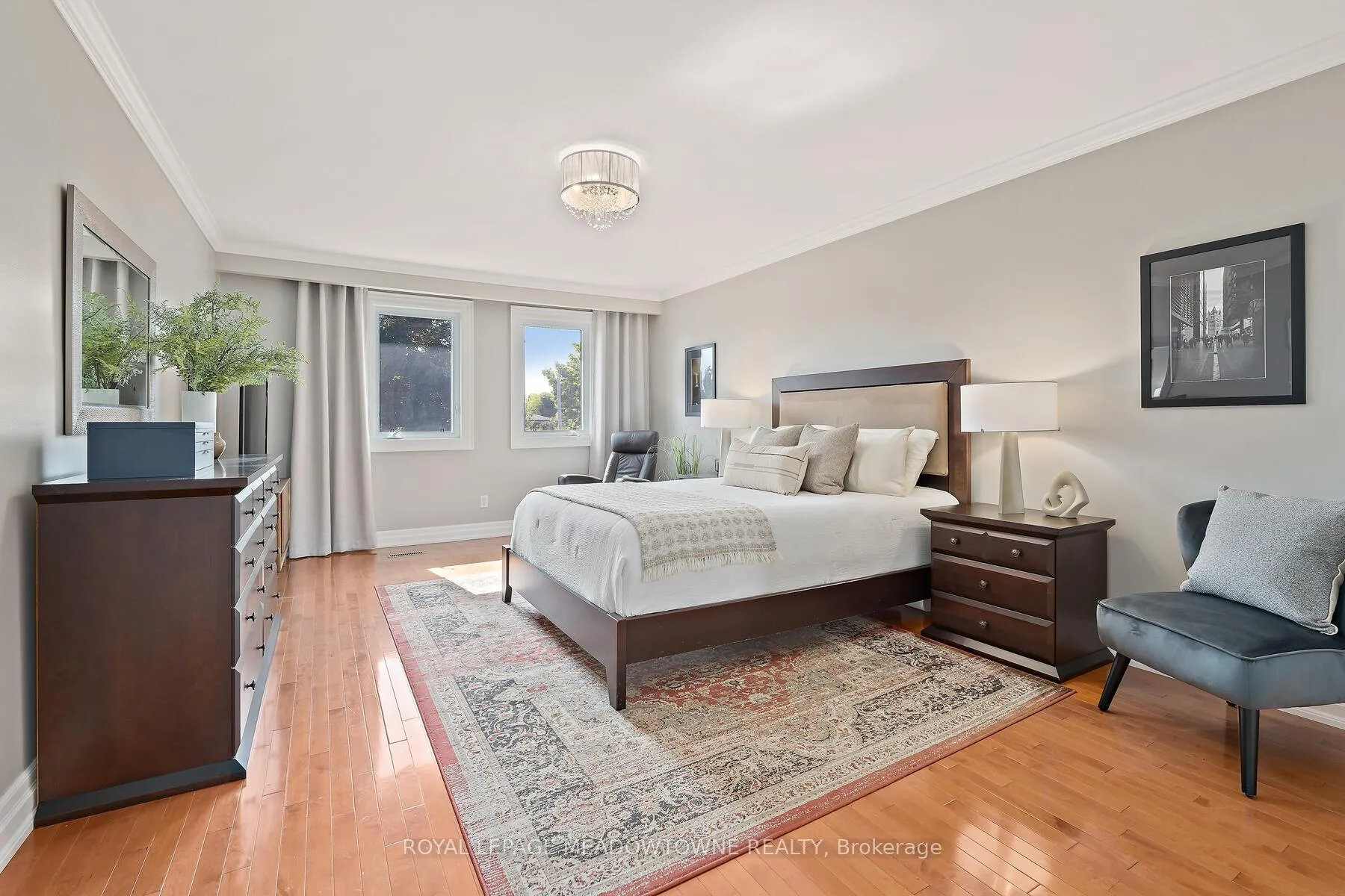 Photo 20 of 25 Hillside Drive, Halton Hills, Georgetown — HOMEH