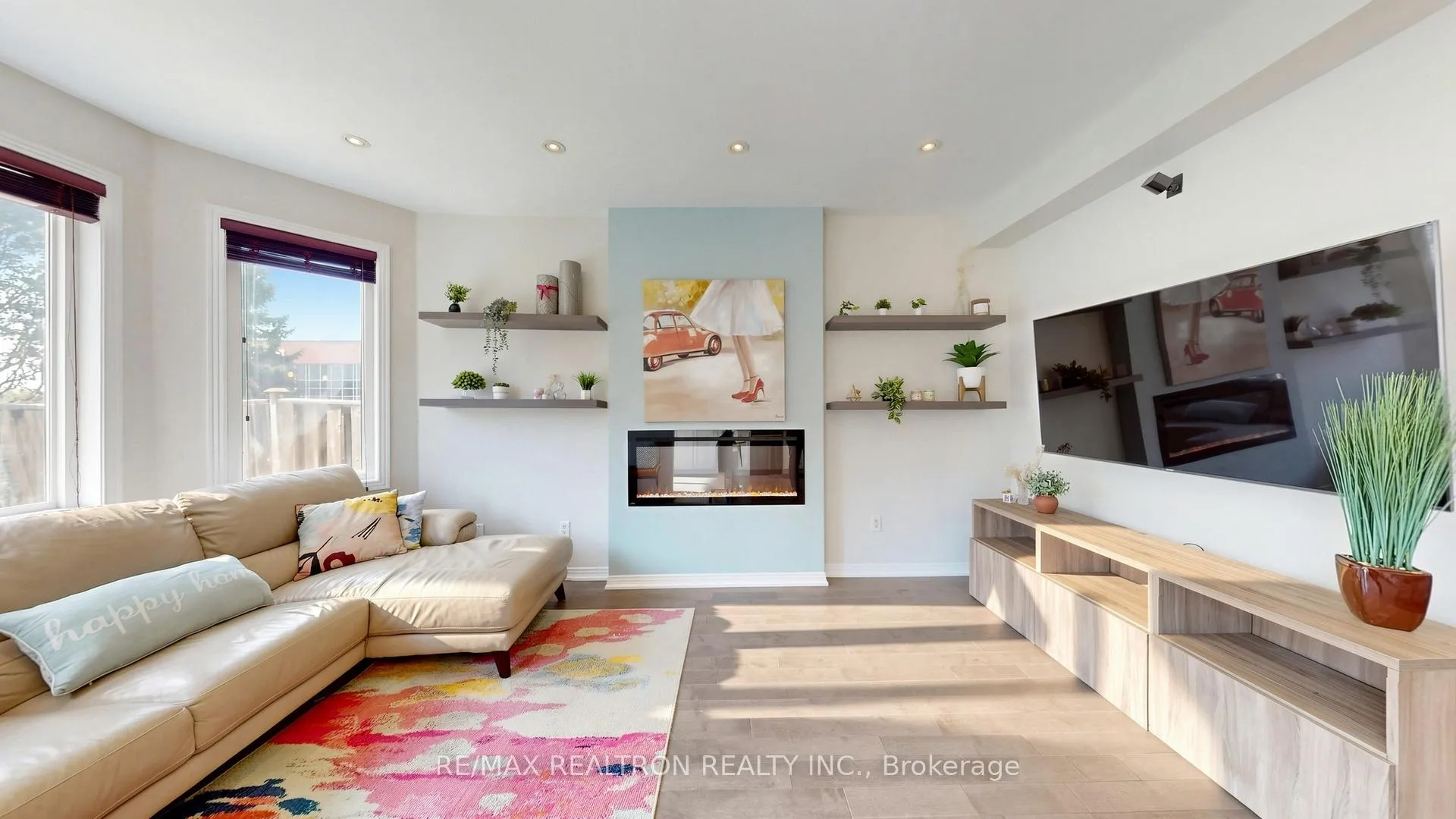Photo 8 of 3 Magnotta Road, Markham, Cachet — HOMEH