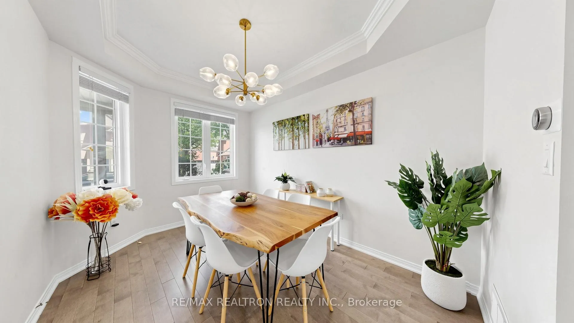 Photo 10 of 3 Magnotta Road, Markham, Cachet — HOMEH